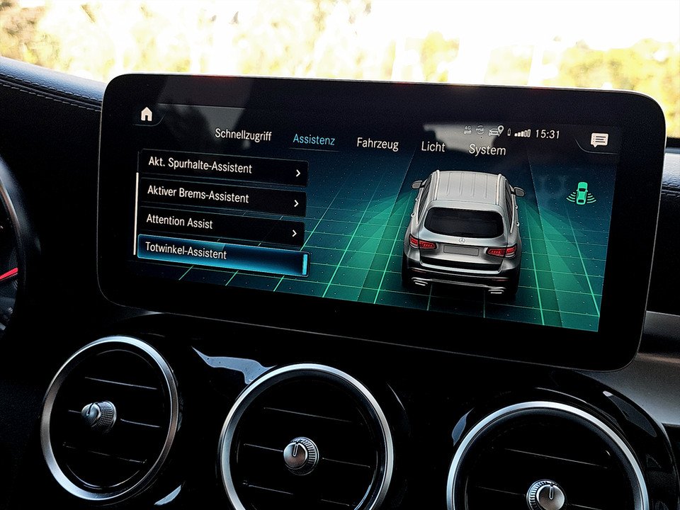 Mercedes-Benz GLC 300 de 4Matic | Bild 17 von 23