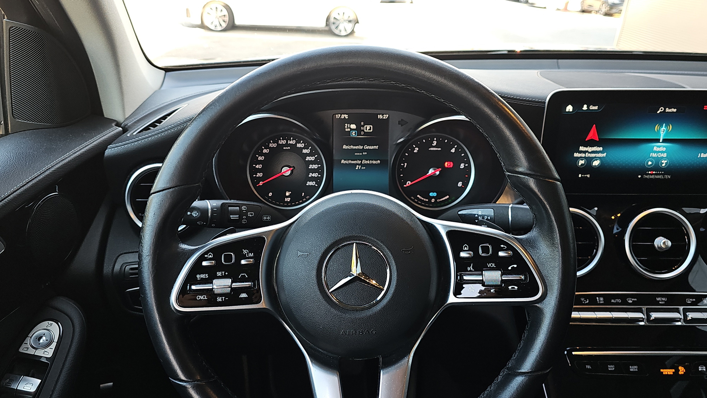 Mercedes-Benz GLC 300 de 4Matic | Bild 12 von 23