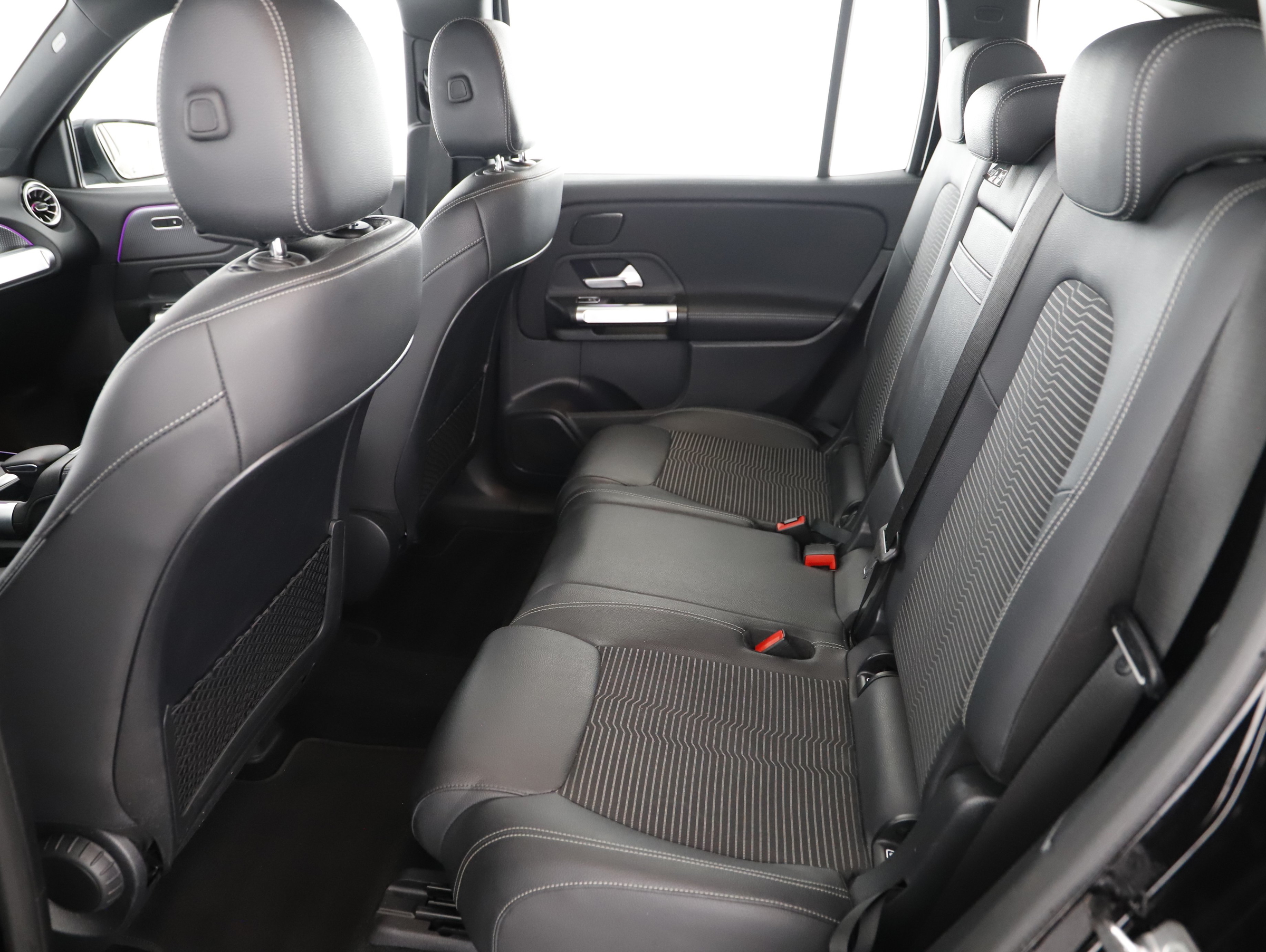 Mercedes-Benz EQB 250 66,5kWh Aut. | Bild 2 von 24