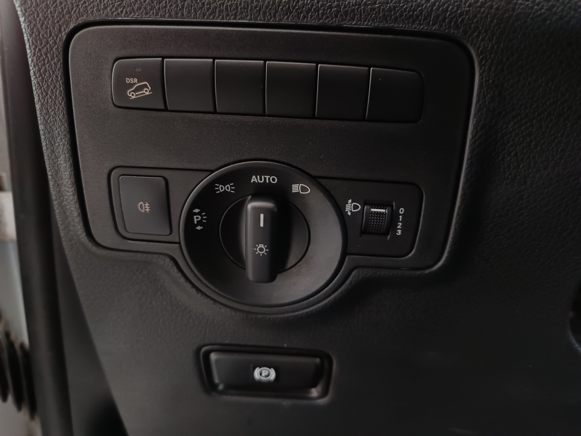 Mercedes-Benz Vito Tourer Worker 114 CDI lang | Bild 13 von 27