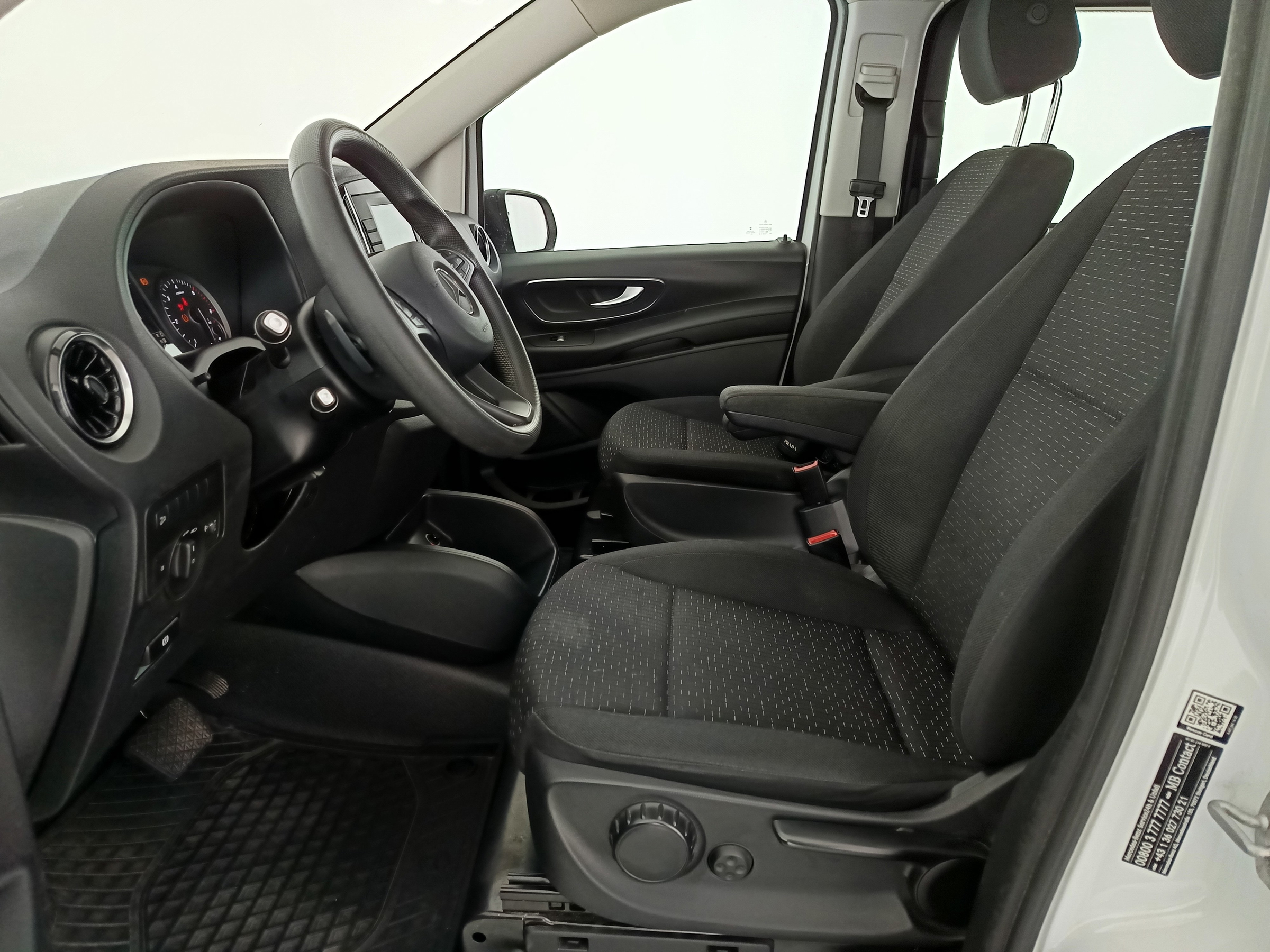 Mercedes-Benz Vito Tourer Worker 114 CDI lang | Bild 14 von 27