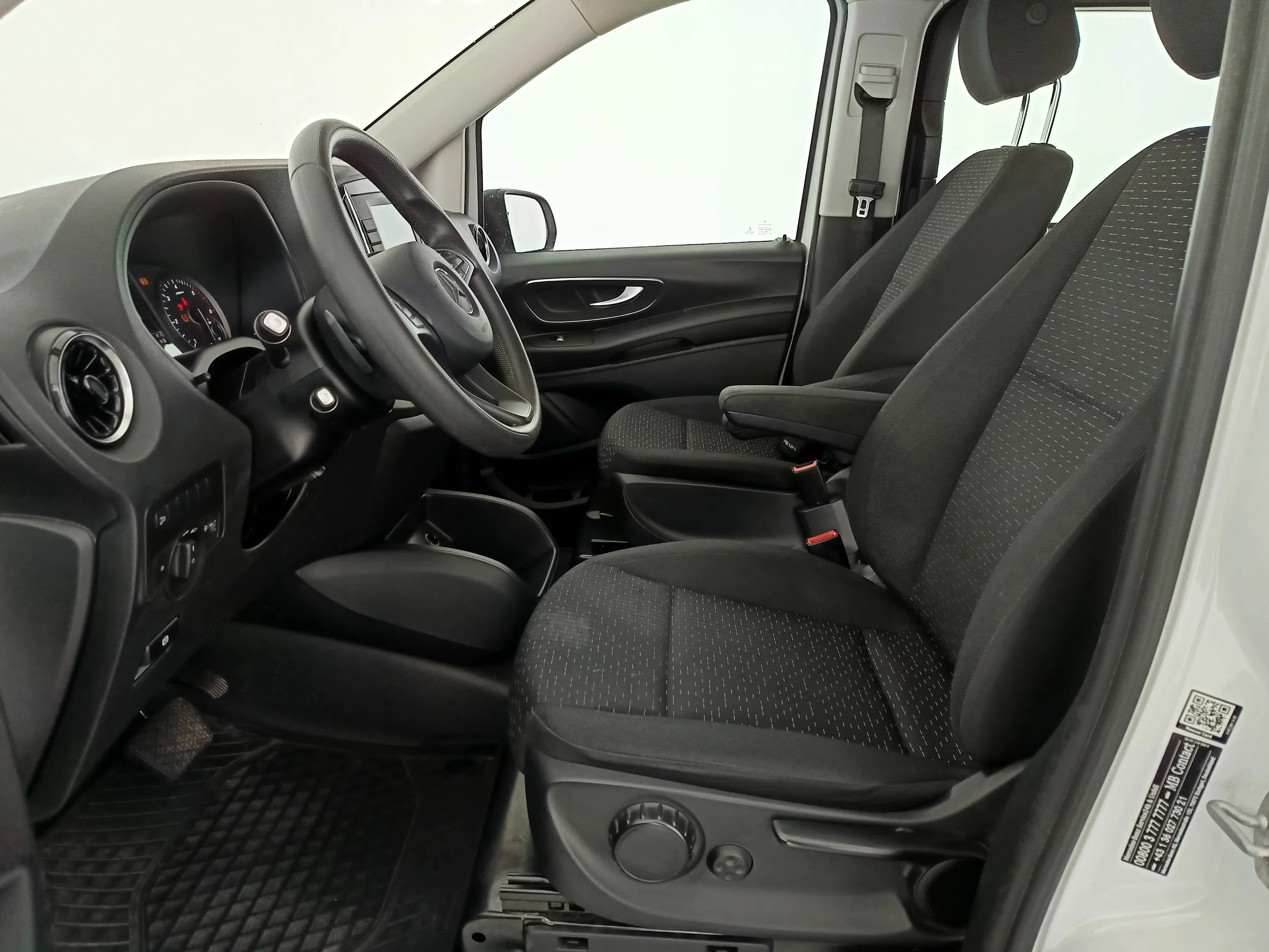 Mercedes-Benz Vito Tourer Worker 114 CDI lang | Bild 14 von 27
