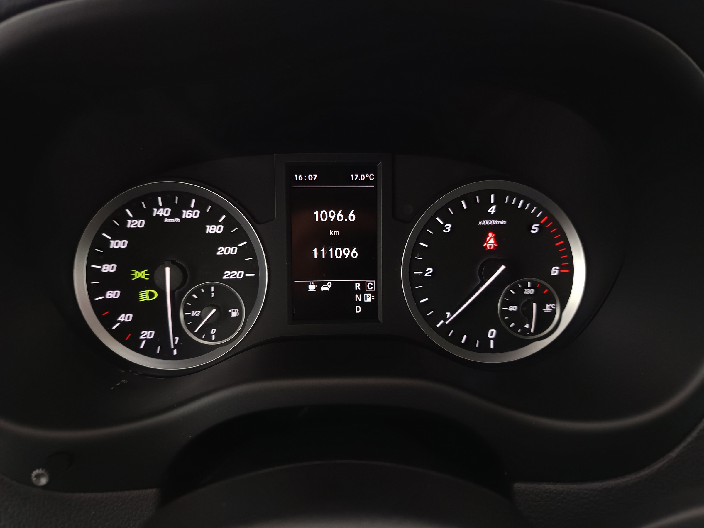 Mercedes-Benz Vito Tourer Worker 114 CDI lang | Bild 16 von 27