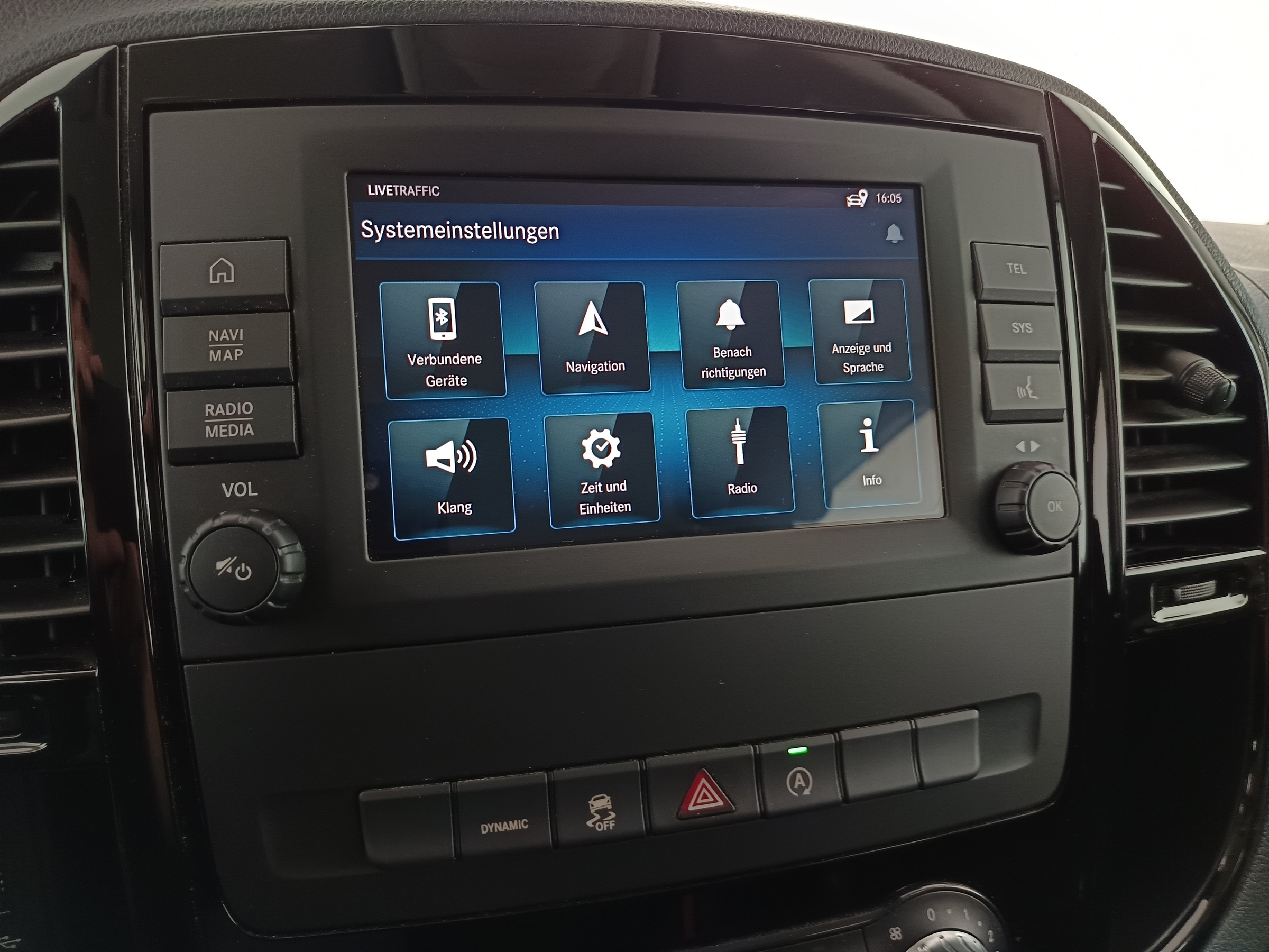 Mercedes-Benz Vito Tourer Worker 114 CDI lang | Bild 20 von 27