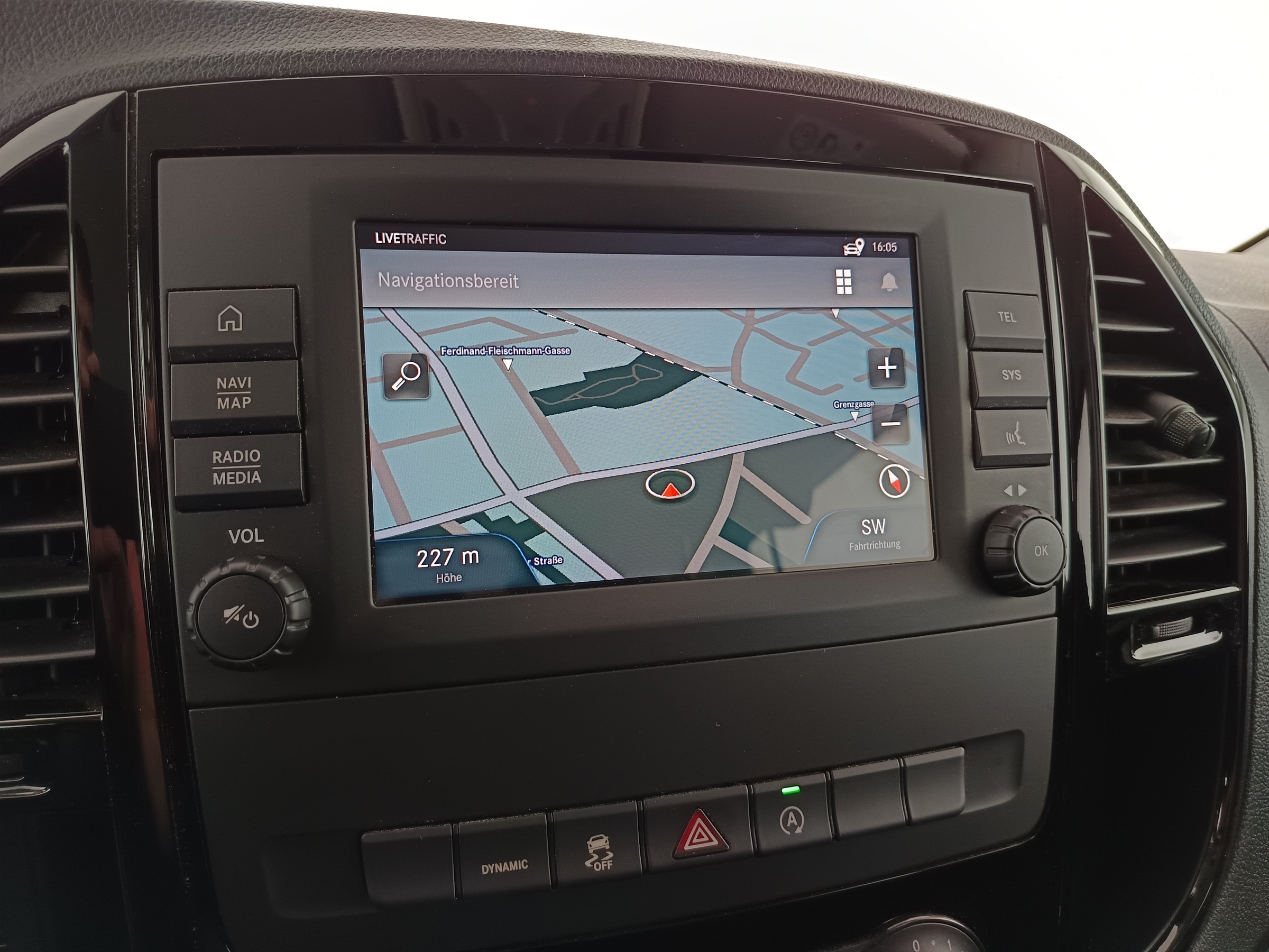 Mercedes-Benz Vito Tourer Worker 114 CDI lang | Bild 21 von 27