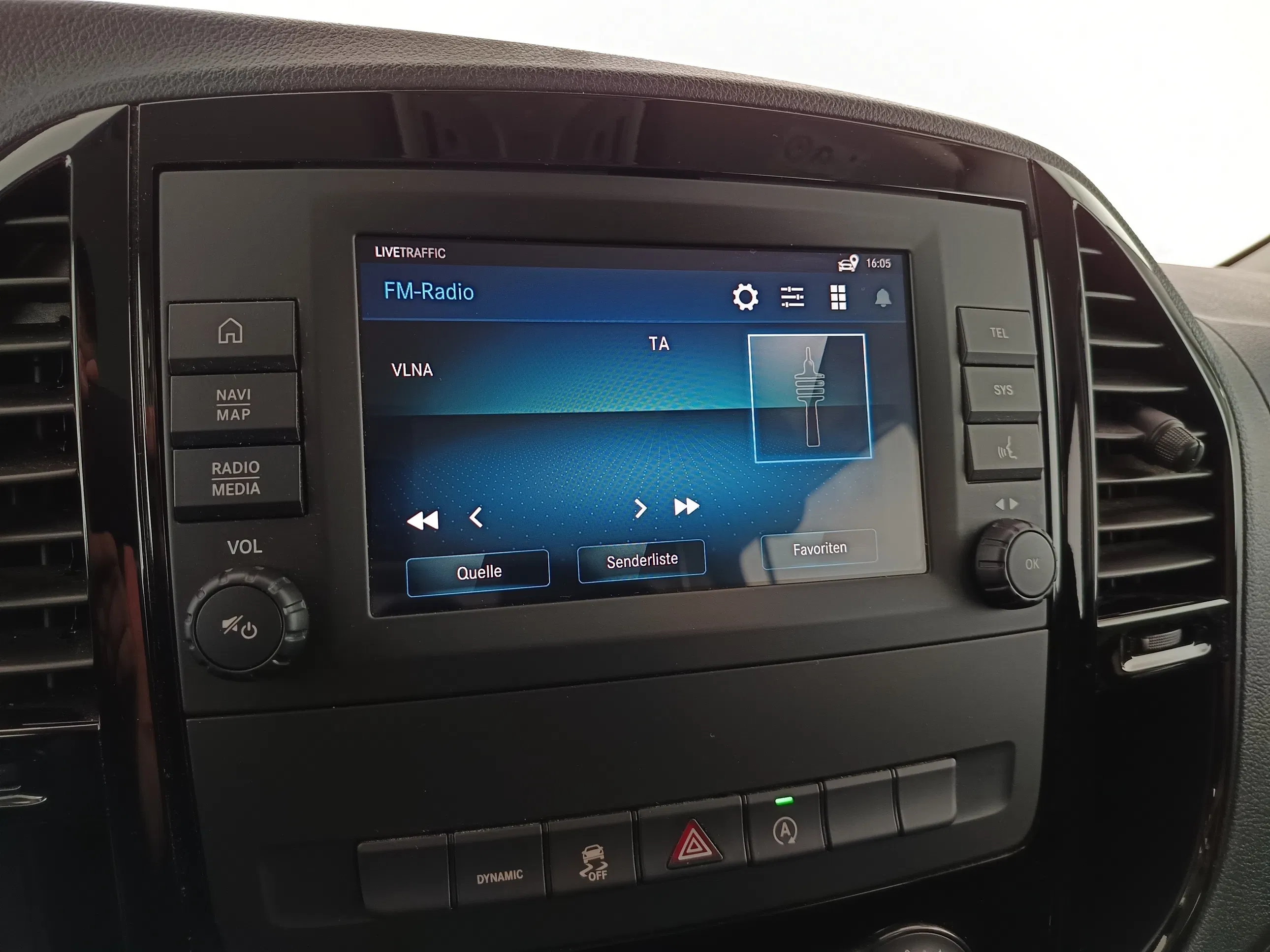 Mercedes-Benz Vito Tourer Worker 114 CDI lang | Bild 23 von 27