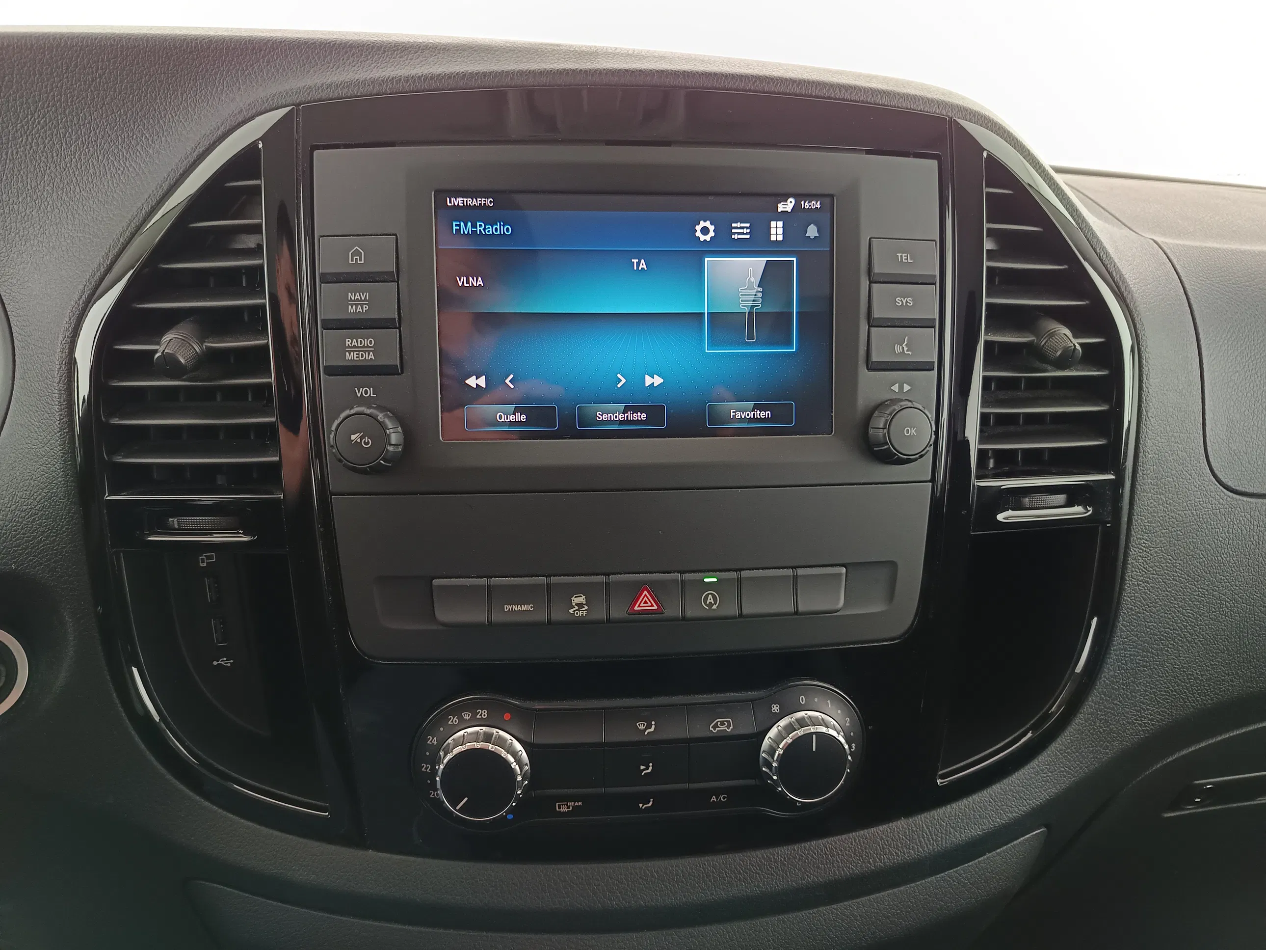 Mercedes-Benz Vito Tourer Worker 114 CDI lang | Bild 24 von 27