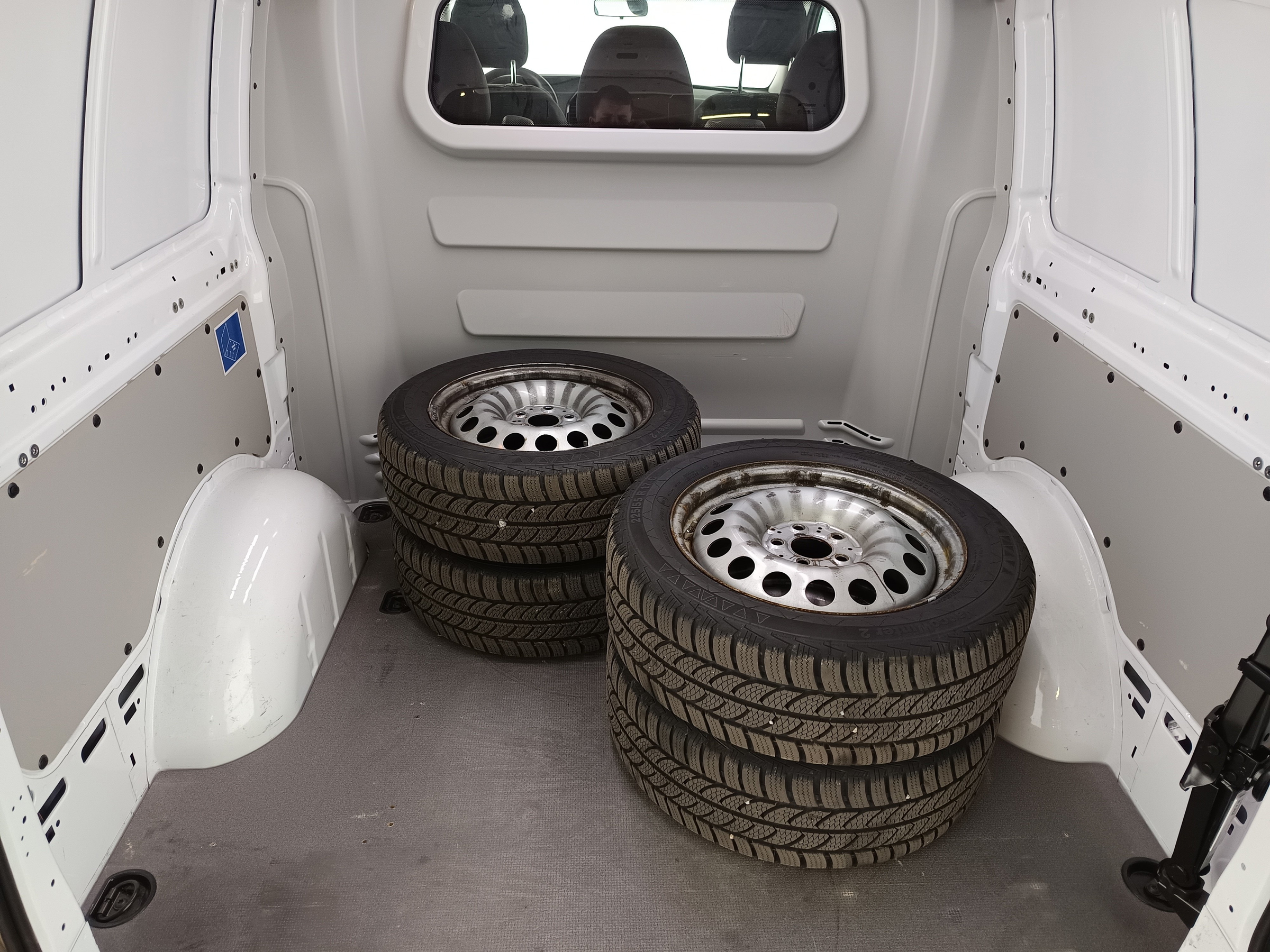 Mercedes-Benz Vito Tourer Worker 114 CDI lang | Bild 26 von 27