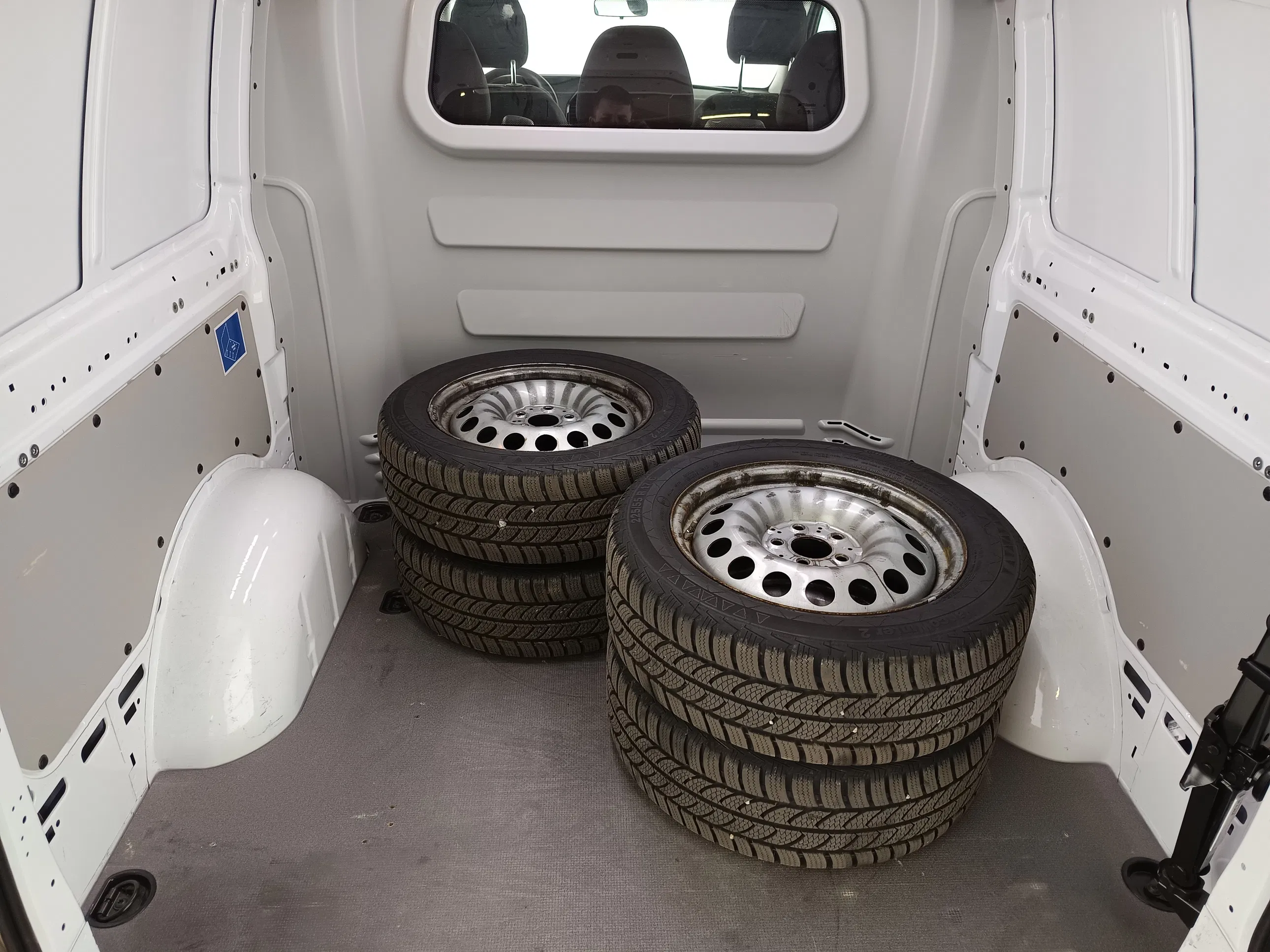 Mercedes-Benz Vito Tourer Worker 114 CDI lang | Bild 26 von 27