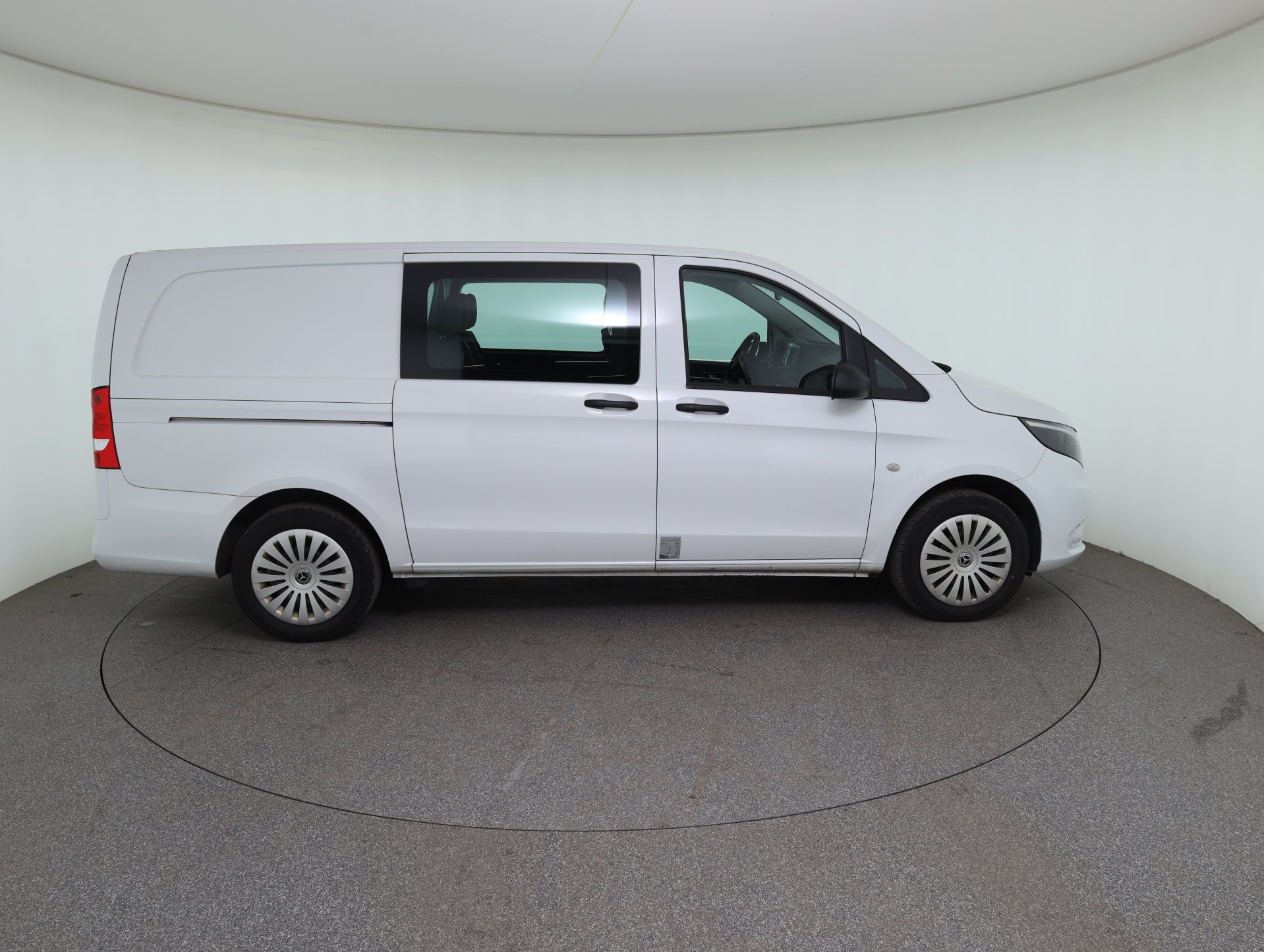 Mercedes-Benz Vito Tourer Worker 114 CDI lang | Bild 5 von 27