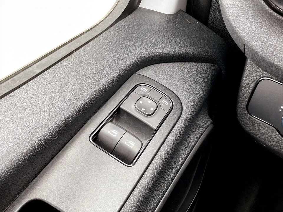 Mercedes-Benz Sprinter III Kasten RWD/AWD CDI RWD | Bild 21 von 24