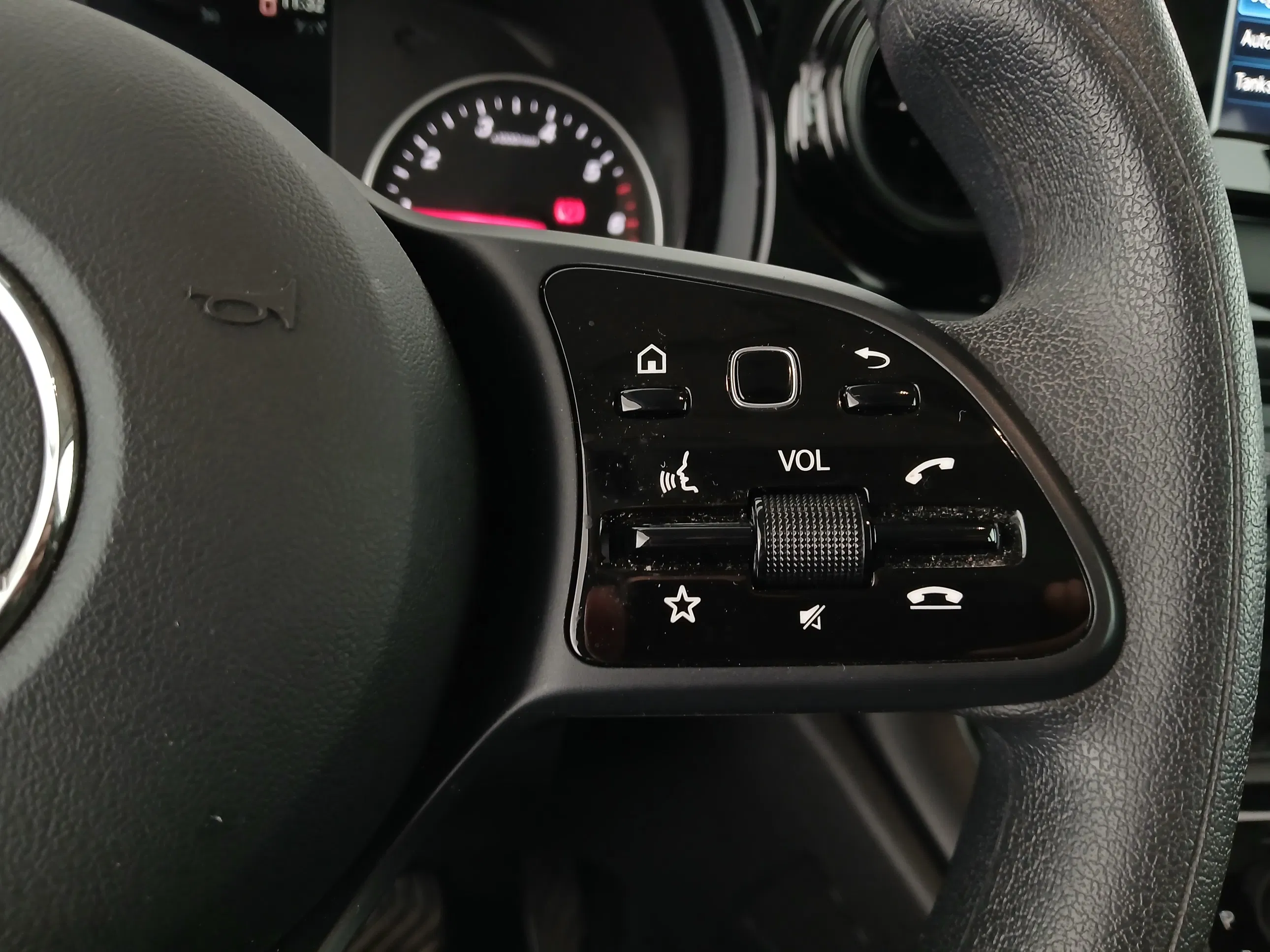 Mercedes-Benz T 180 Progressive Aut. | Bild 18 von 29