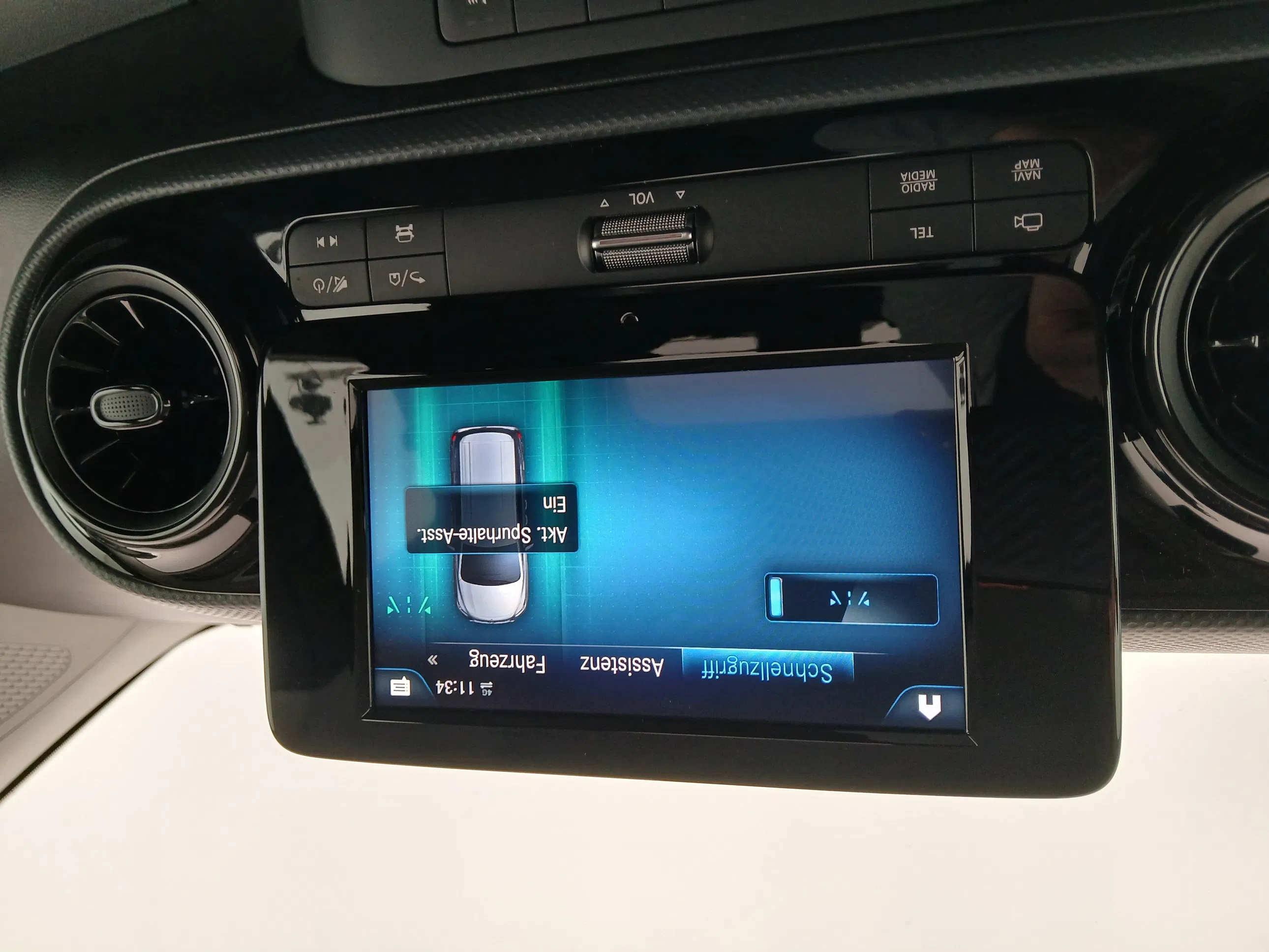 Mercedes-Benz T 180 Progressive Aut. | Bild 24 von 29