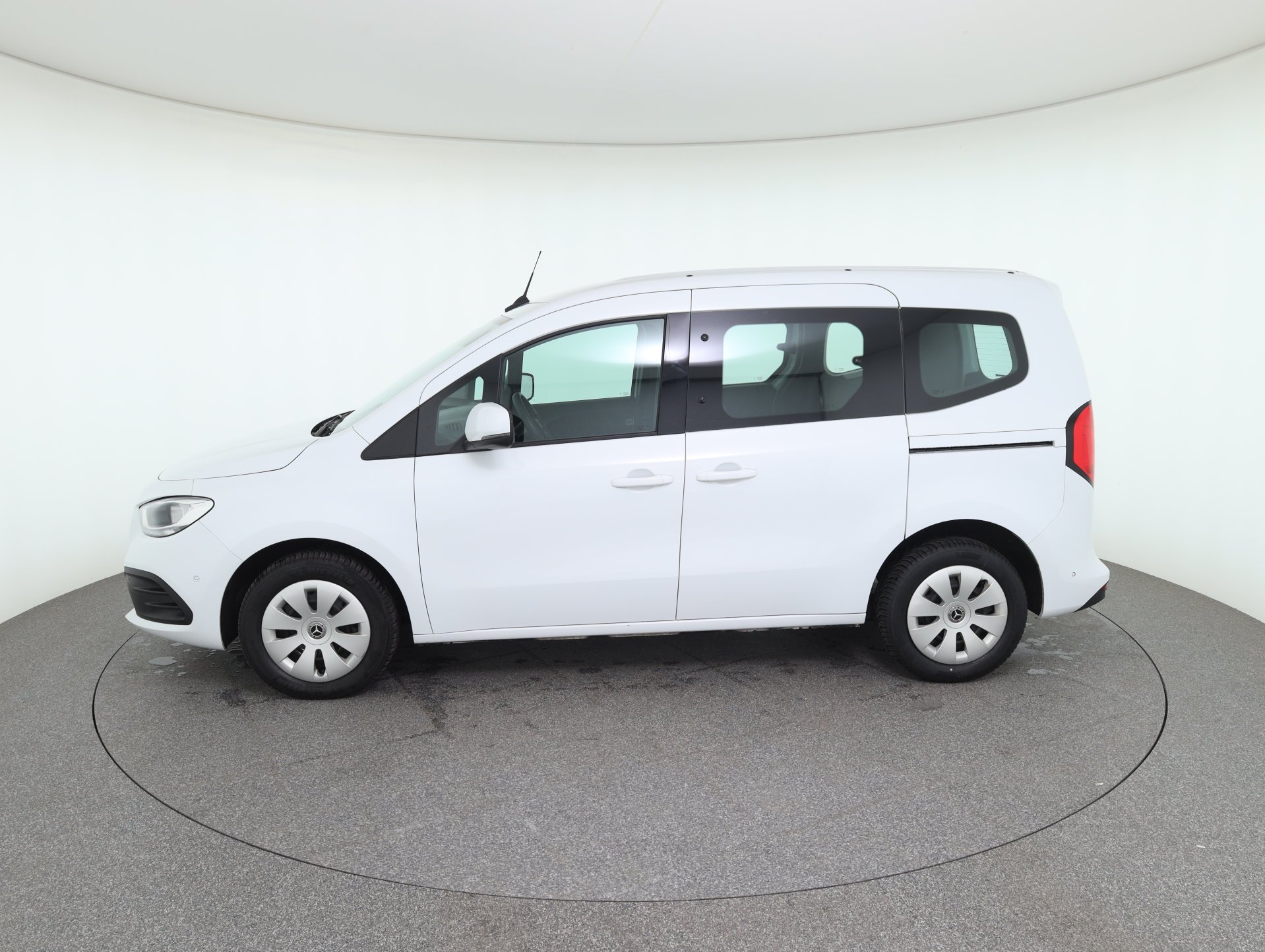 Mercedes-Benz T 180 Progressive Aut. | Bild 9 von 29