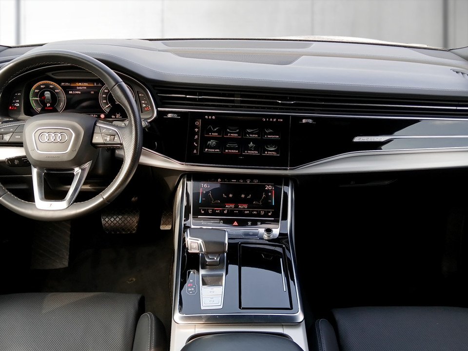 Audi Q7 60 3.0 TFSI e quattro S-Line | Bild 11 von 29