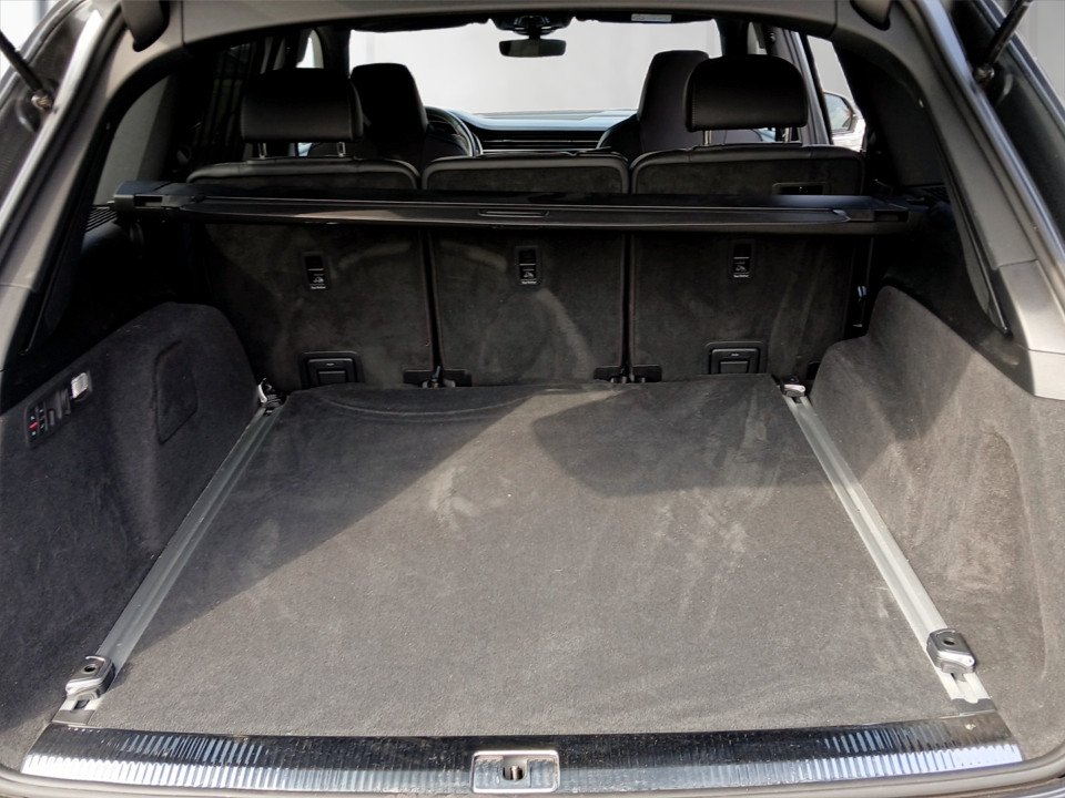 Audi Q7 60 3.0 TFSI e quattro S-Line | Bild 15 von 29