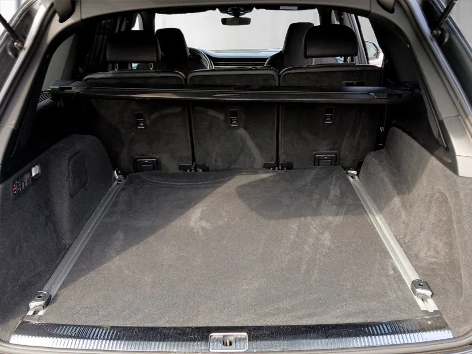 Audi Q7 60 3.0 TFSI e quattro S-Line | Bild 15 von 29