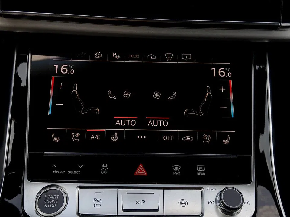 Audi Q7 60 3.0 TFSI e quattro S-Line | Bild 24 von 29