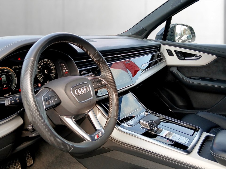 Audi Q7 60 3.0 TFSI e quattro S-Line | Bild 7 von 29