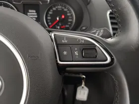 Audi Q3 2.0 TFSI quattro sport | Thumbnail 17 von 30