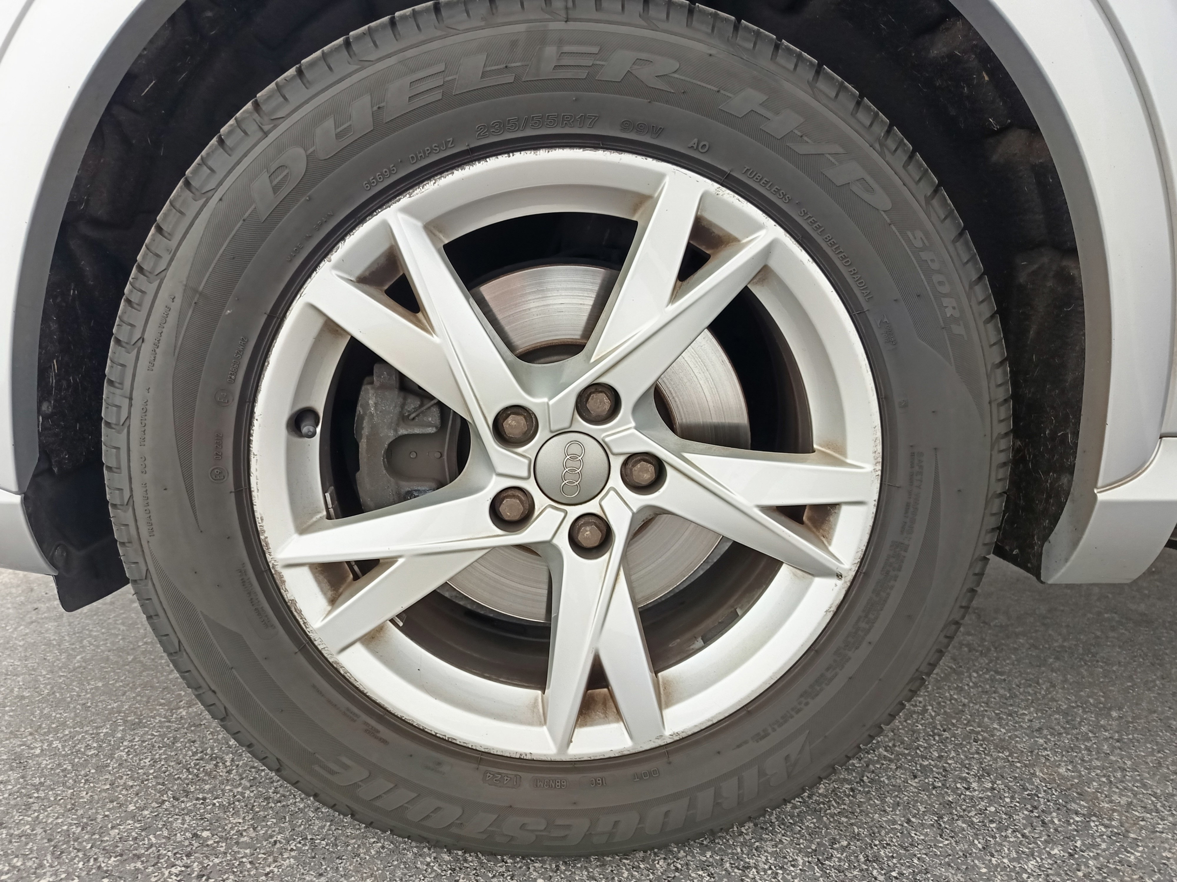 Audi Q3 2.0 TFSI quattro sport | Bild 9 von 30