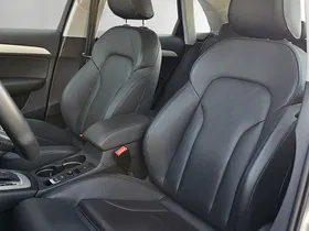 Audi Audi Q3 2.0 TFSI quattro sport | Thumbnail 9 von 24