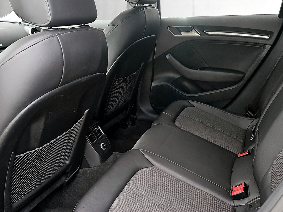 Audi A3 Sportback 1.6 TDI design | Bild 13 von 19