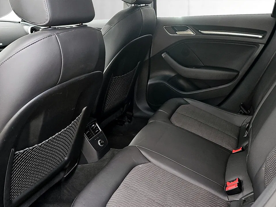 Audi A3 Sportback 1.6 TDI design | Bild 13 von 19