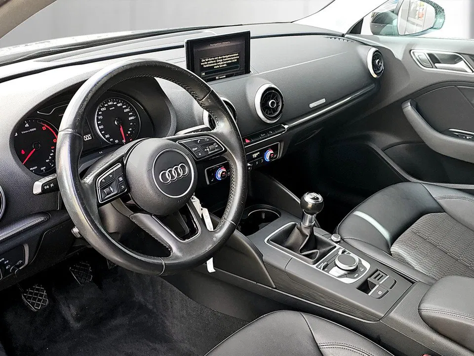 Audi A3 Sportback 1.6 TDI design | Bild 6 von 19