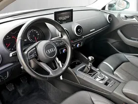 Audi A3 Sportback 1.6 TDI design | Thumbnail 6 von 19