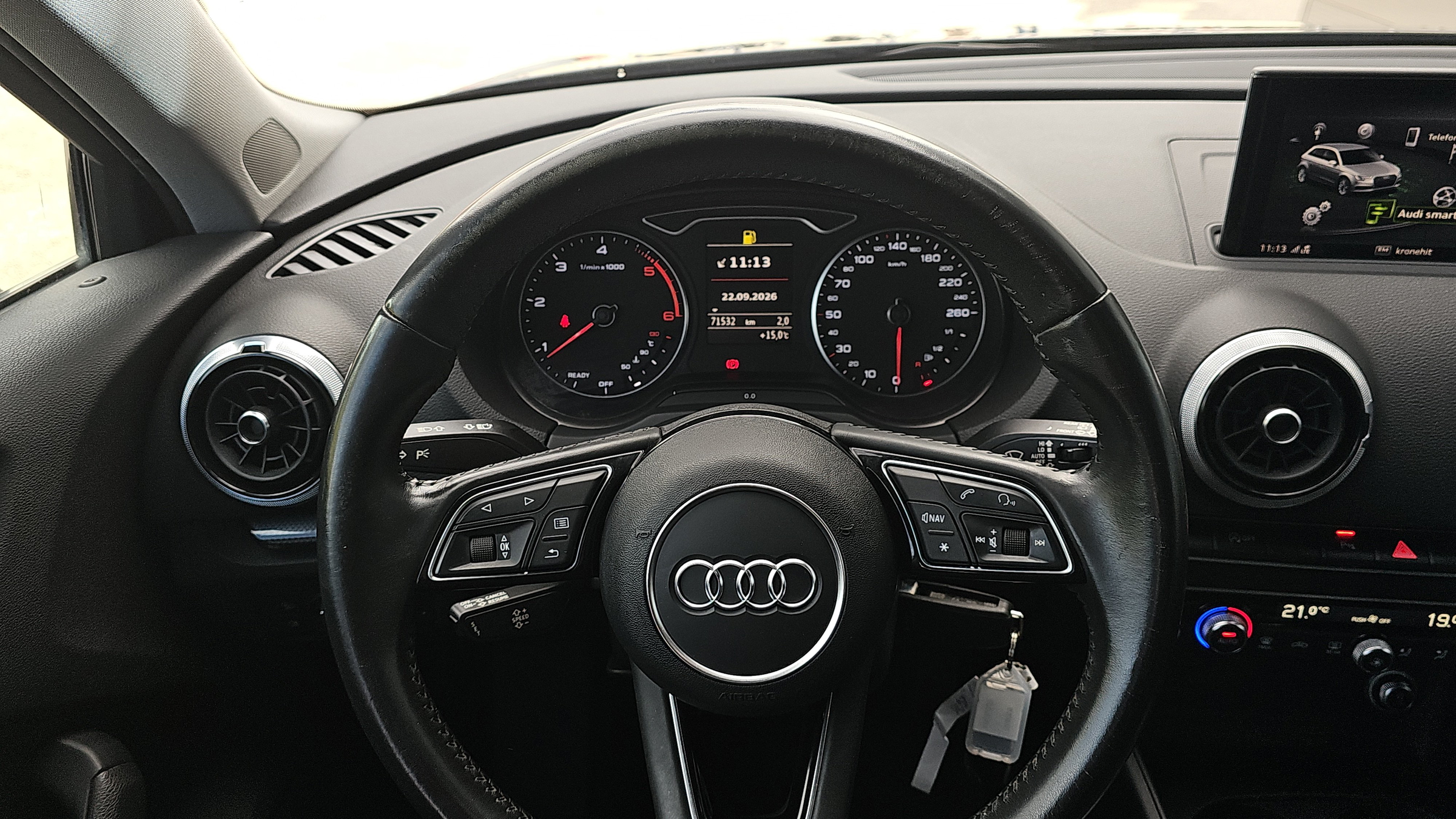 Audi A3 Sportback 1.6 TDI design | Bild 8 von 19