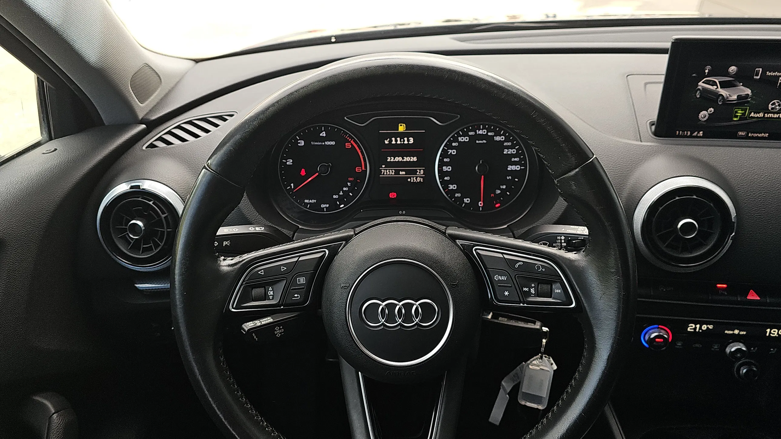 Audi A3 Sportback 1.6 TDI design | Bild 8 von 19