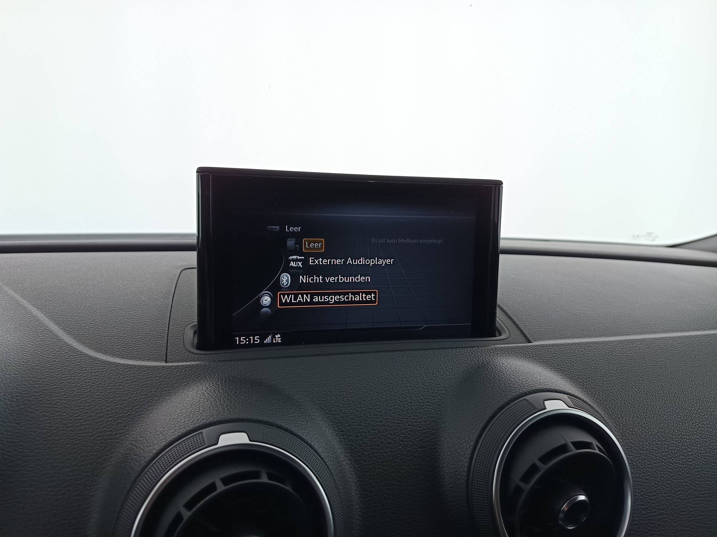 Audi A3 Sportback 2.0 SB 35 TDI | Bild 16 von 24