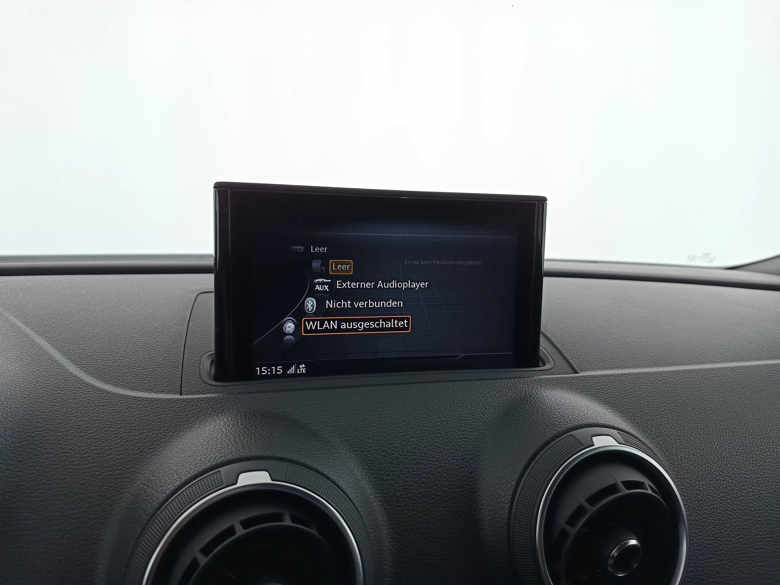 Audi A3 Sportback 2.0 SB 35 TDI | Bild 16 von 24