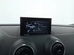 Audi A3 Sportback 2.0 SB 35 TDI | Thumbnail 18 von 24