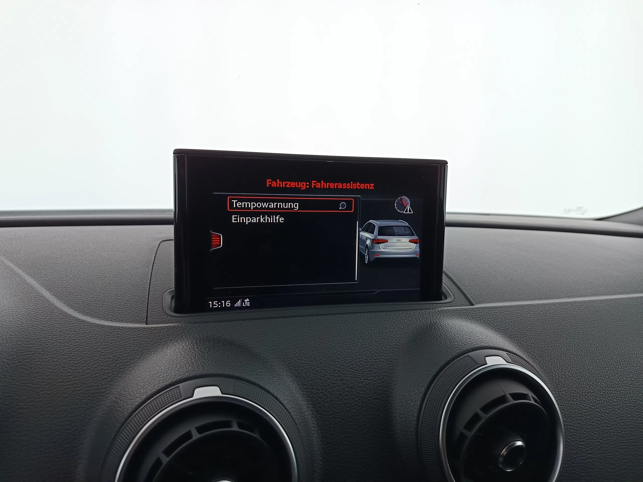 Audi A3 Sportback 2.0 SB 35 TDI | Bild 19 von 24