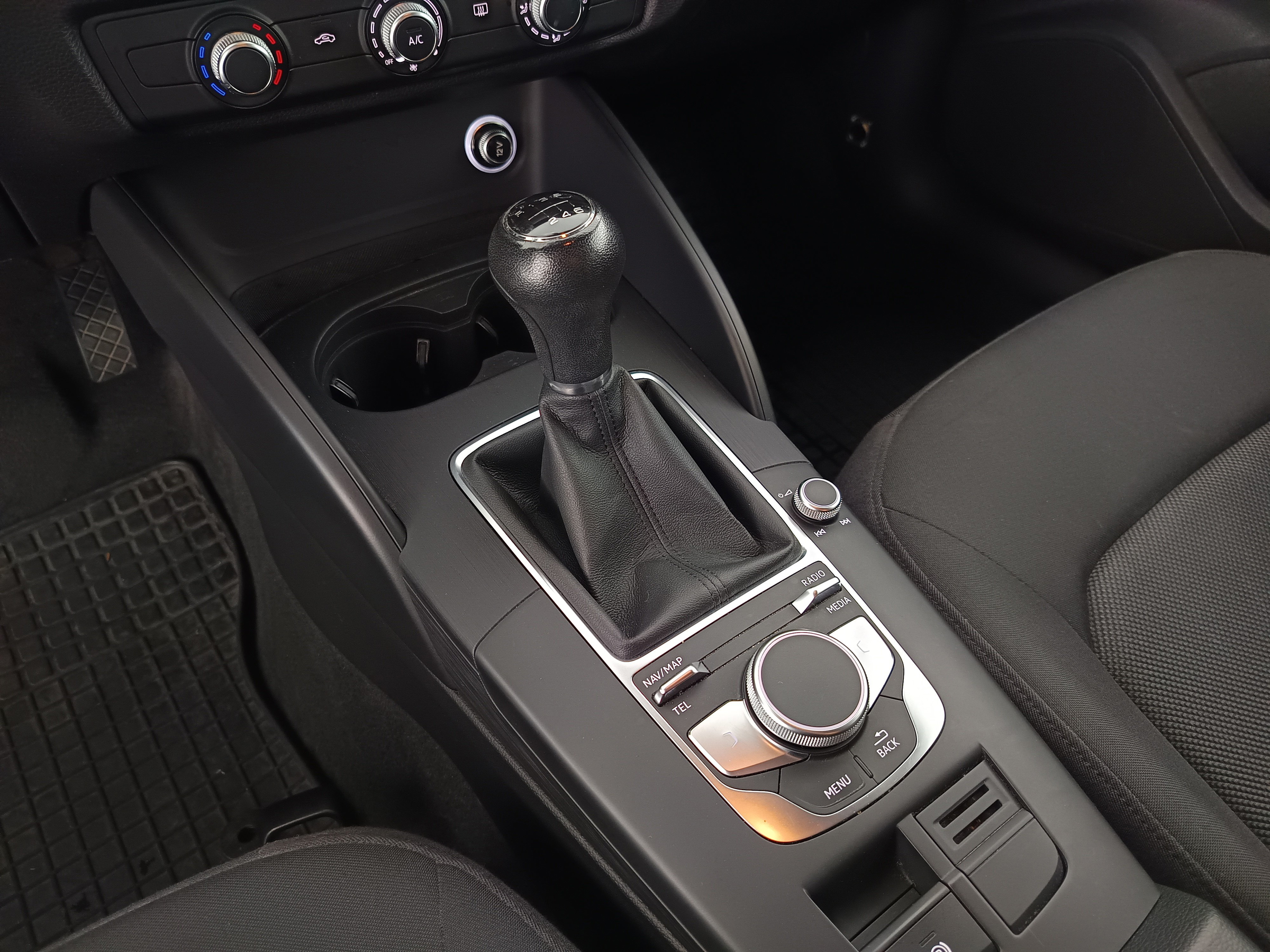 Audi A3 Sportback 2.0 SB 35 TDI | Bild 21 von 24