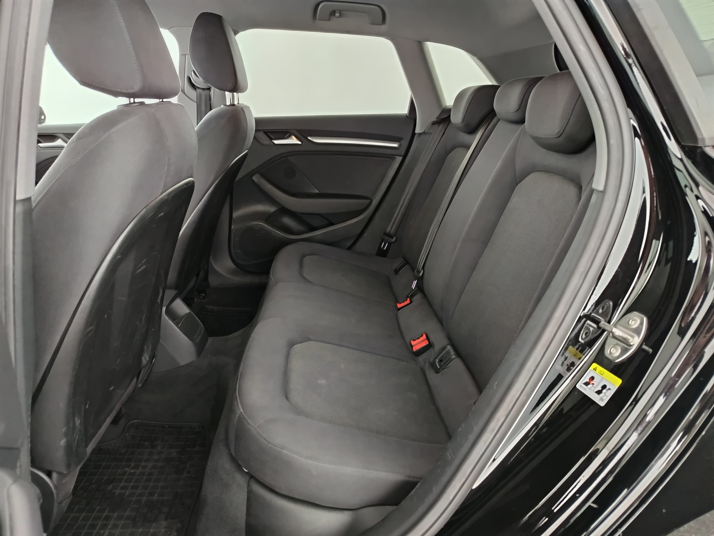 Audi A3 Sportback 2.0 SB 35 TDI | Bild 23 von 24