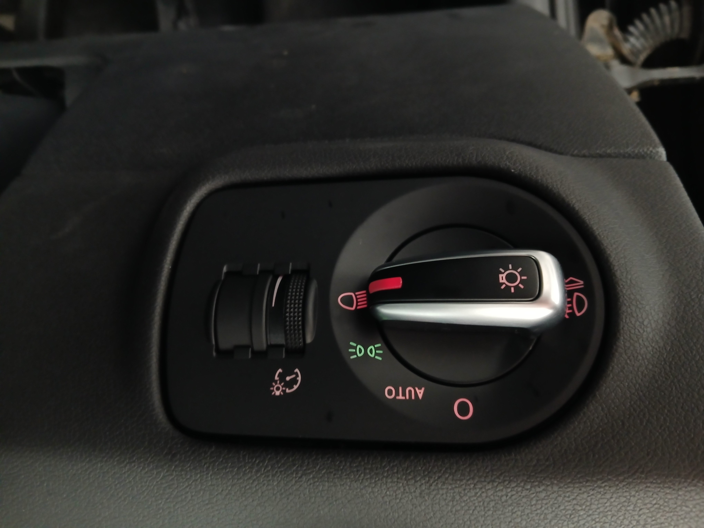 Audi A1 Sportback 1.0 TFSI intense | Bild 12 von 30