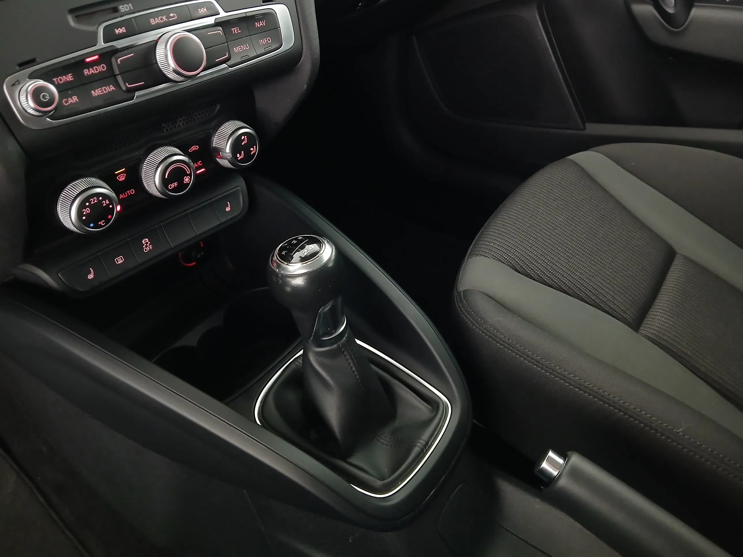Audi A1 Sportback 1.0 TFSI intense | Bild 19 von 30