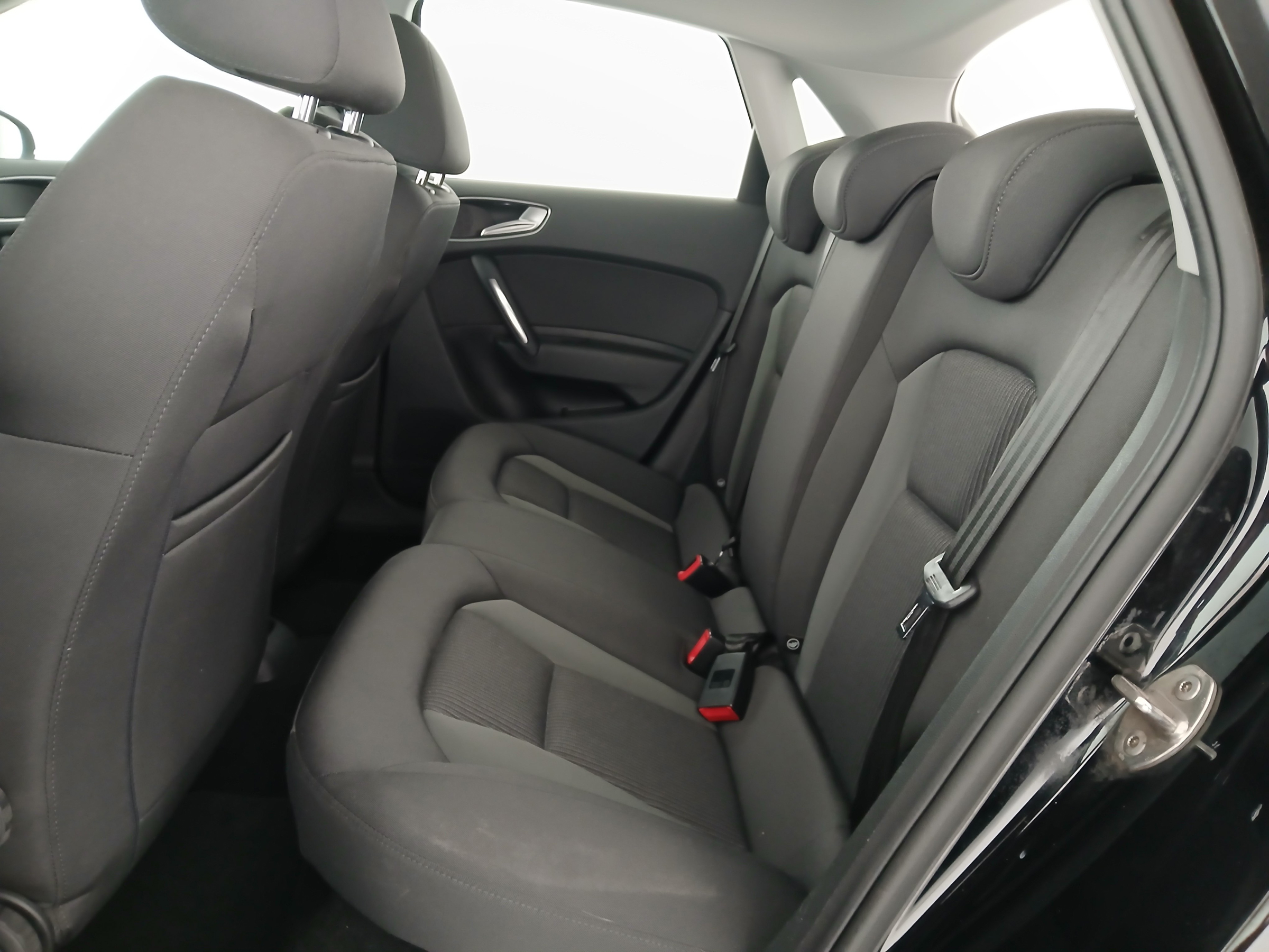 Audi A1 Sportback 1.0 TFSI intense | Bild 28 von 30