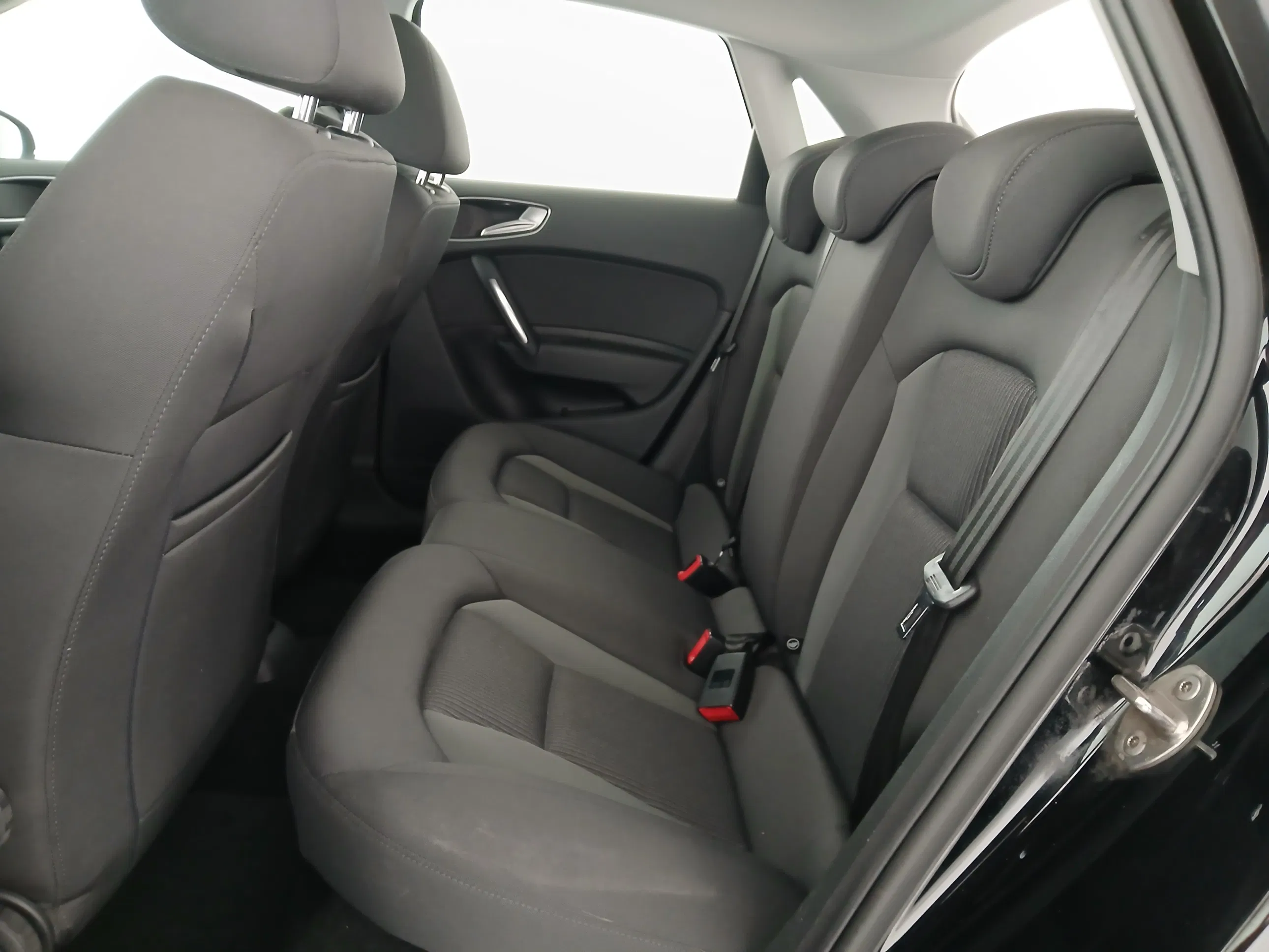 Audi A1 Sportback 1.0 TFSI intense | Bild 28 von 30