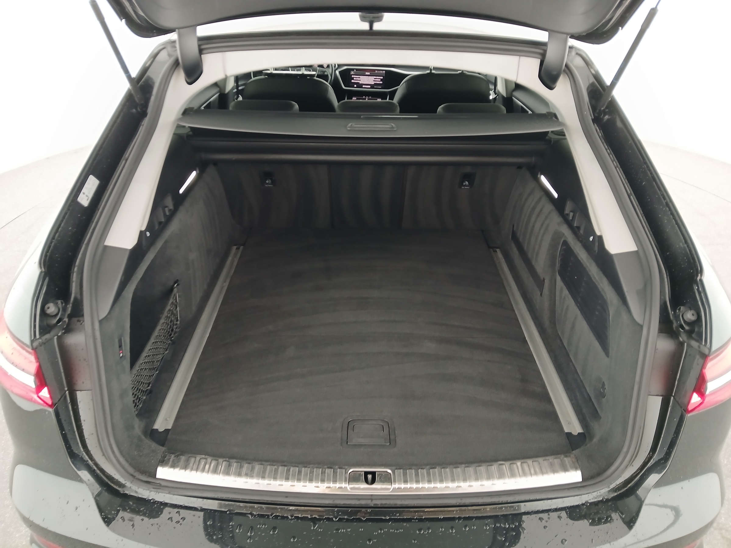 Audi A6 Avant 2.0 TDI ultra | Bild 28 von 30