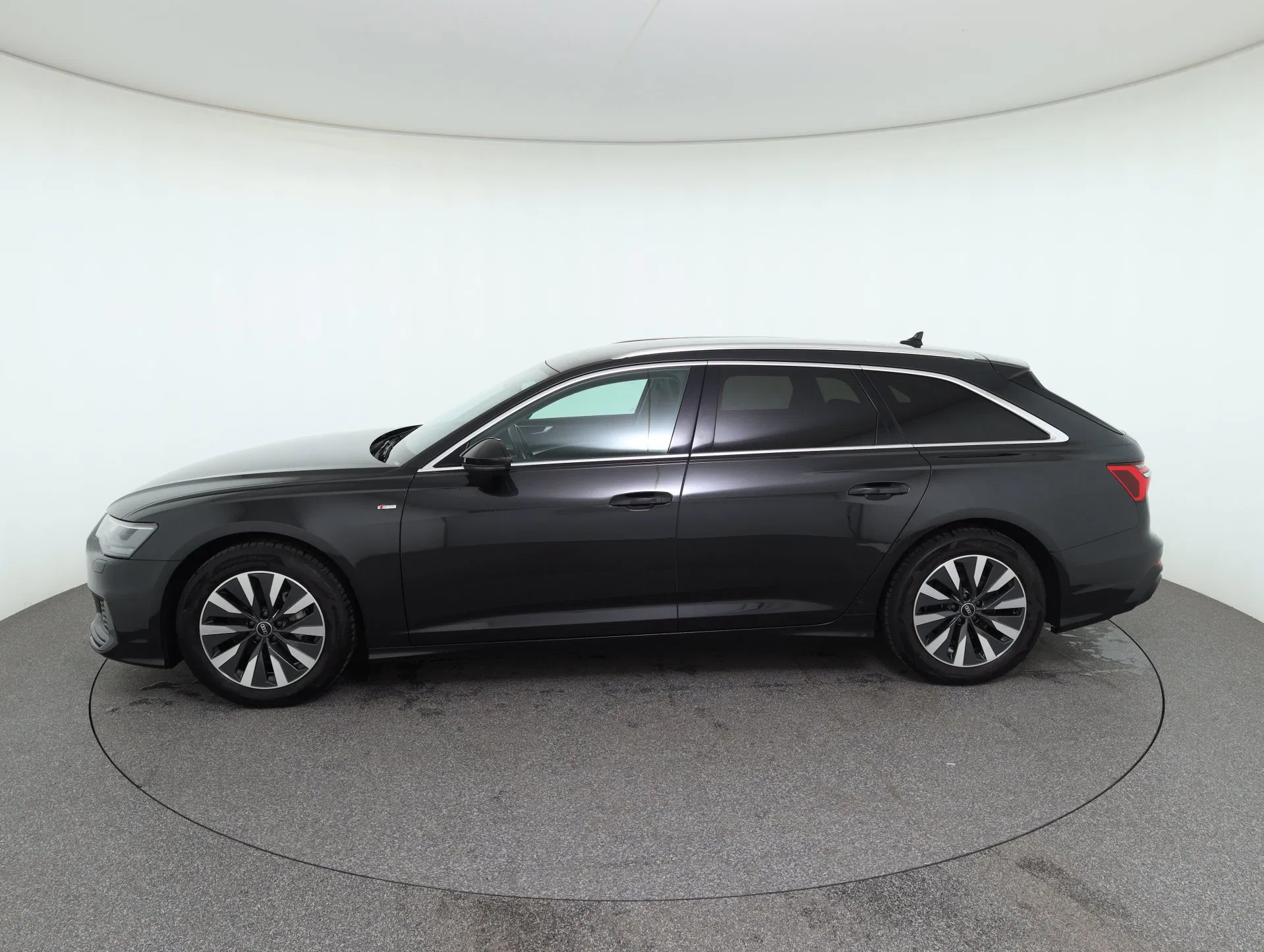 Audi A6 Avant 2.0 TDI ultra | Bild 8 von 30