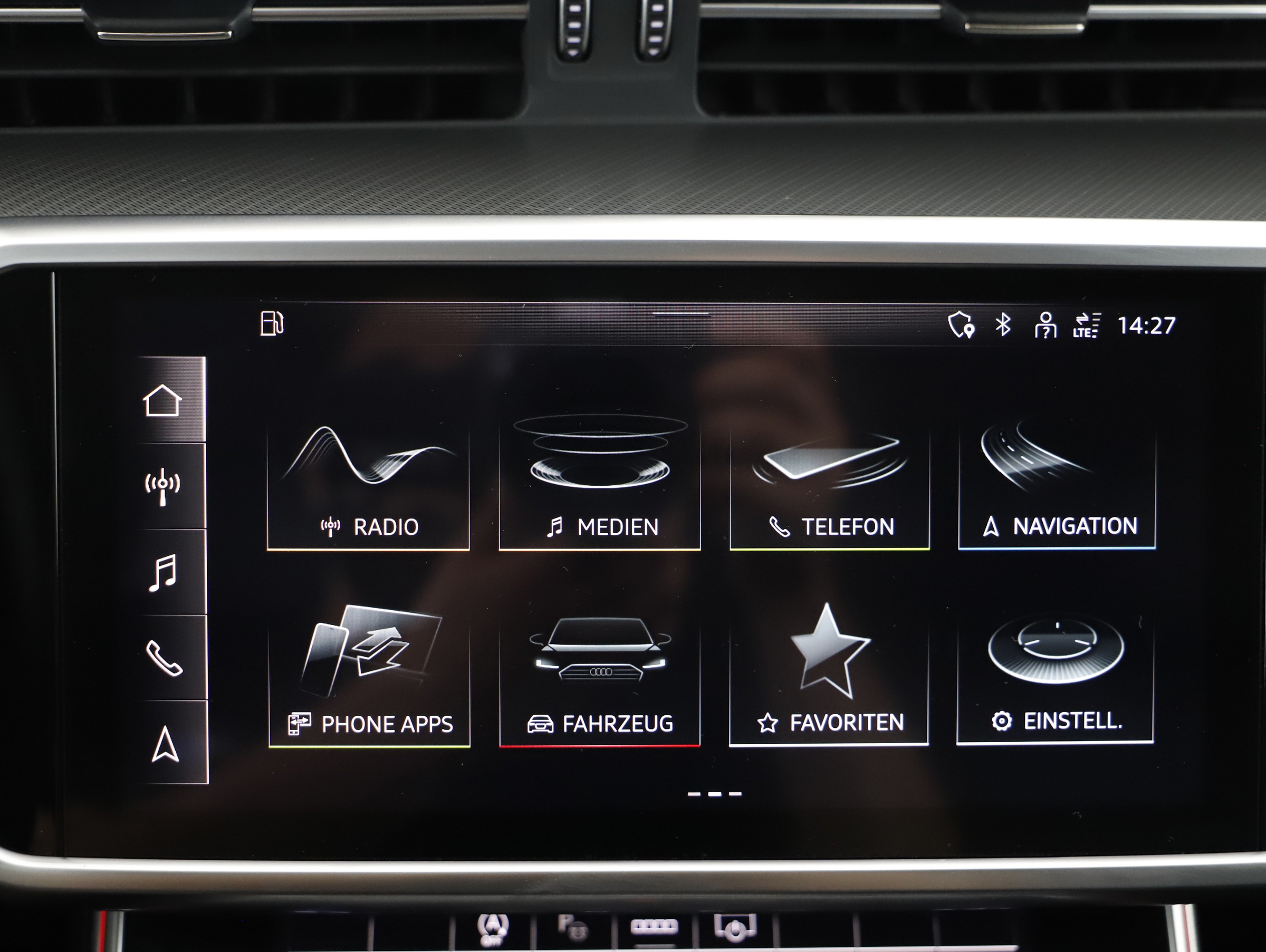 Audi A6 Avant 40 2.0 TDI design | Bild 14 von 23