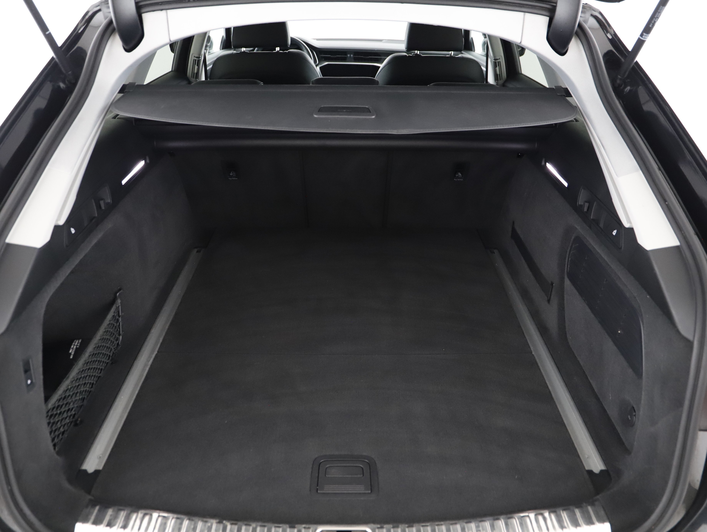 Audi A6 Avant 40 2.0 TDI design | Bild 19 von 23