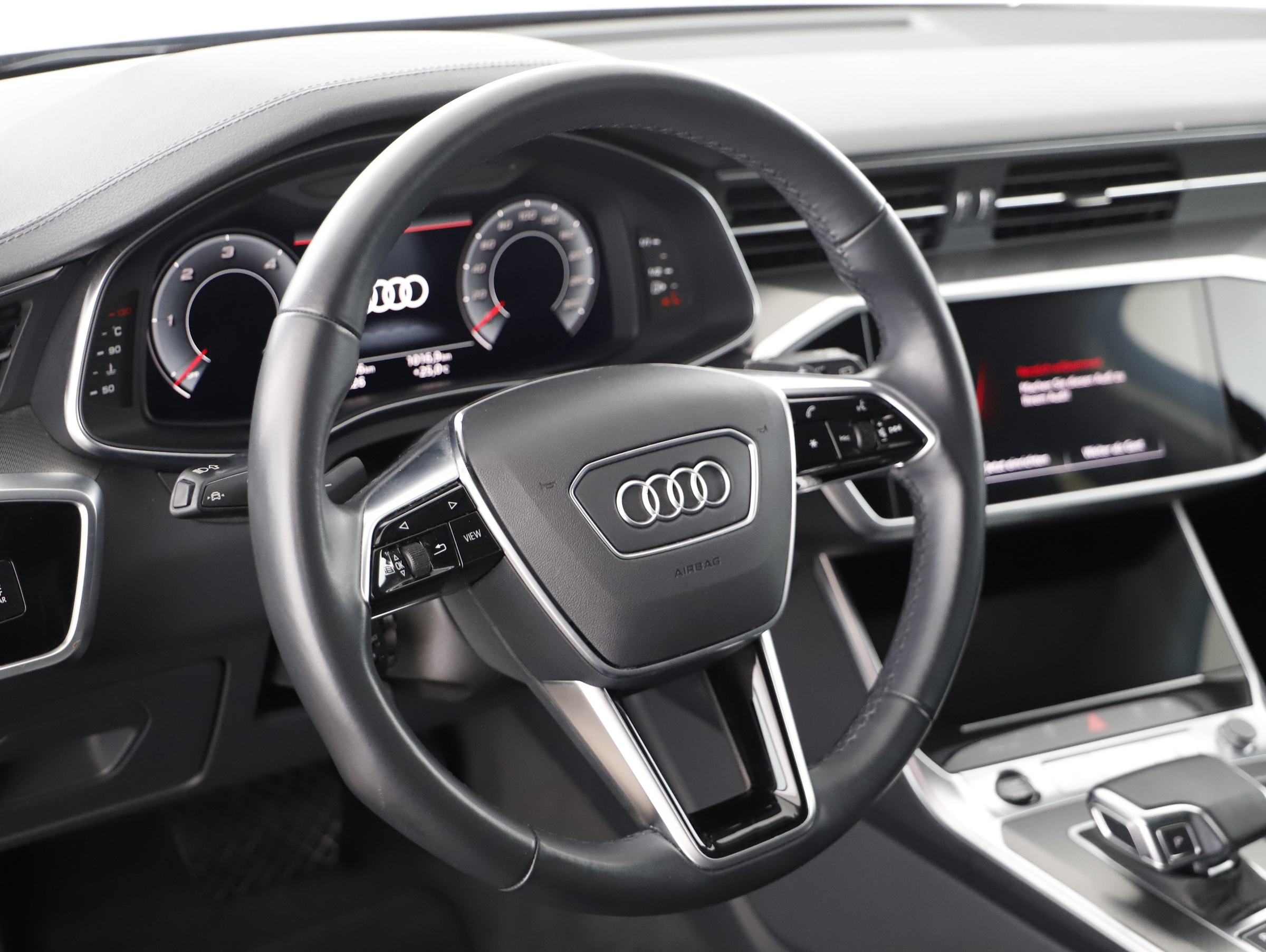 Audi A6 Avant 40 2.0 TDI design | Bild 10 von 23