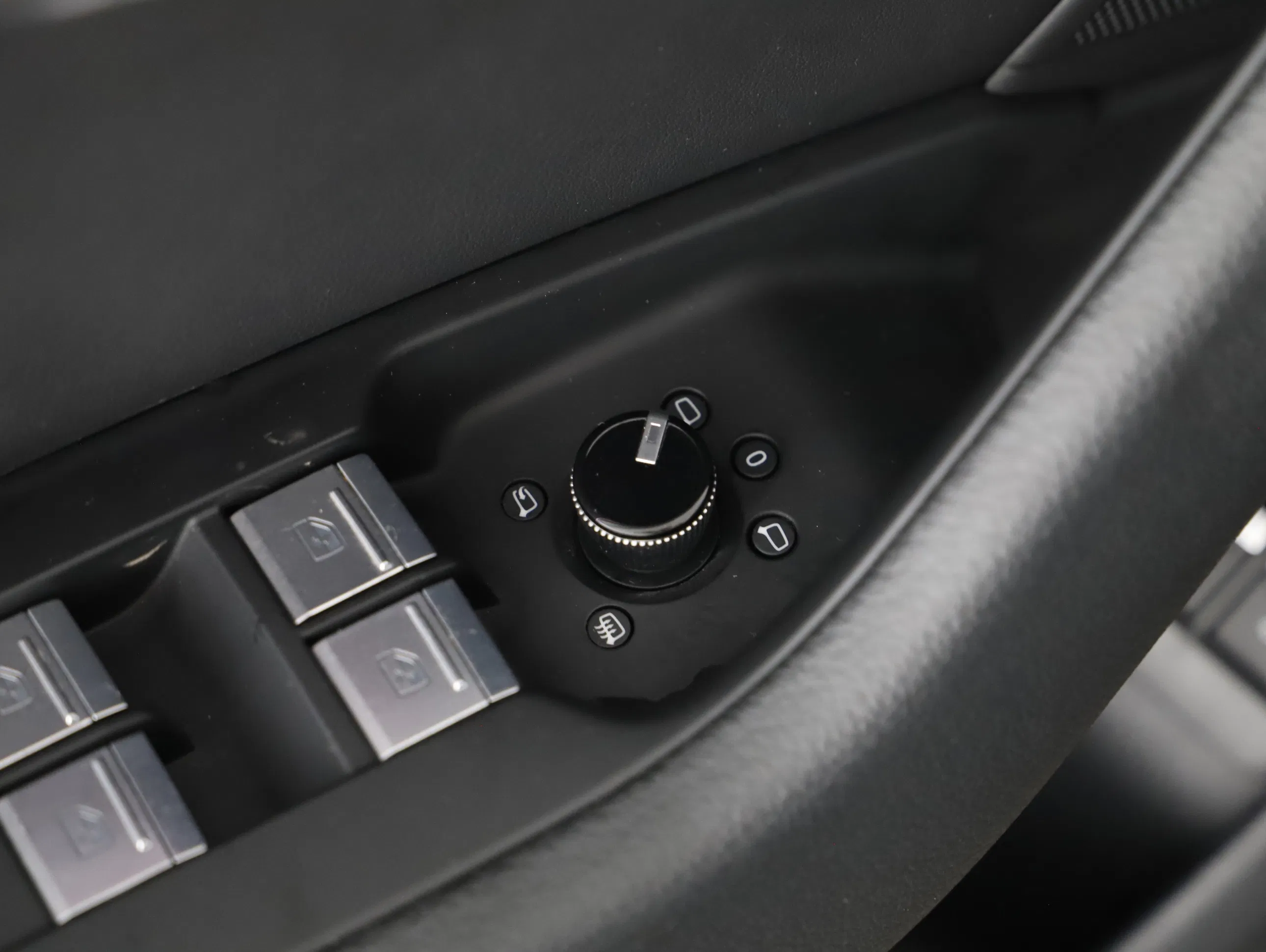 Audi A6 50 2.0 TFSI e quattro design | Bild 16 von 24