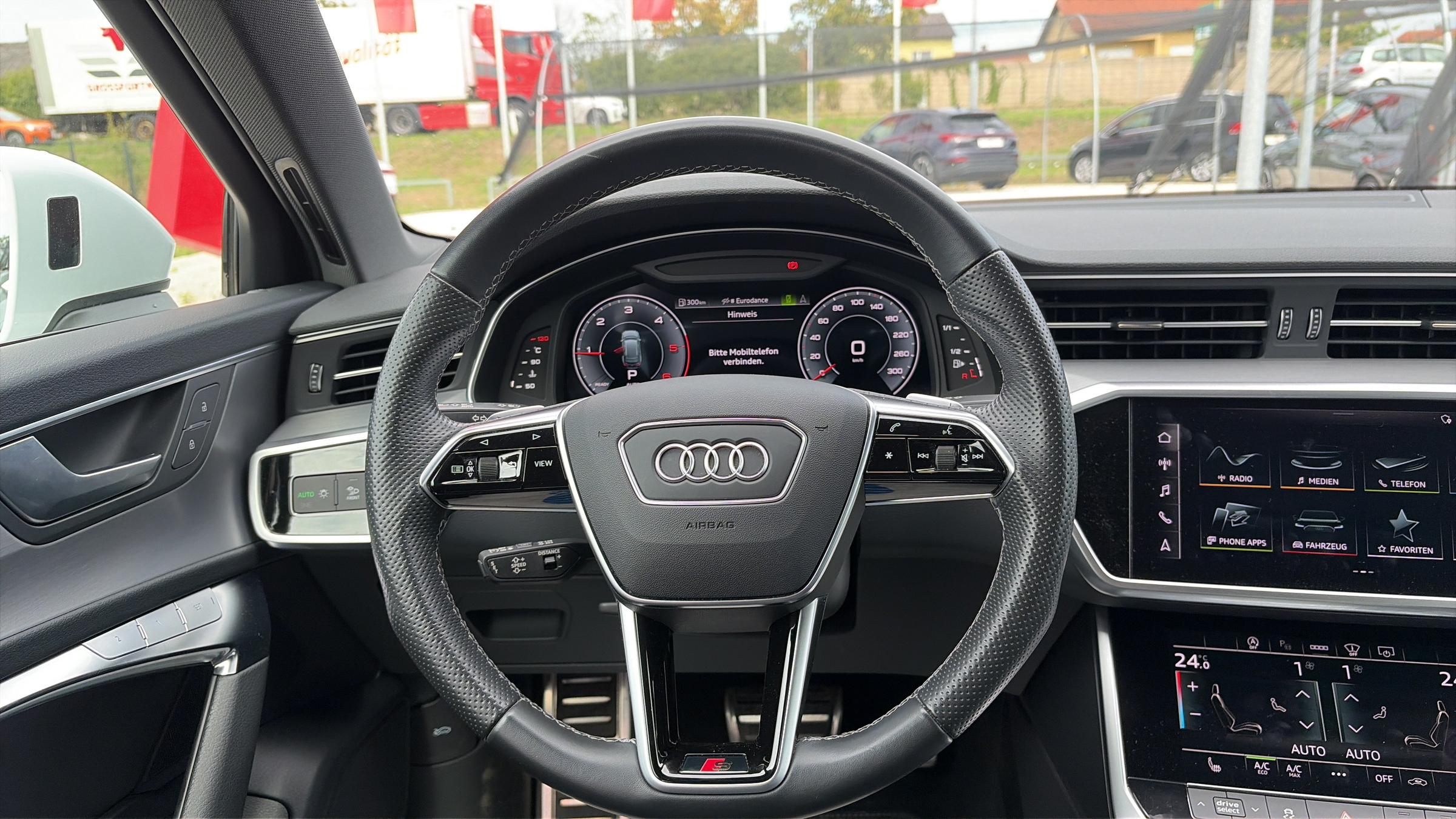 Audi A6 Avant 40 2.0 TDI quattro sport | Bild 10 von 24