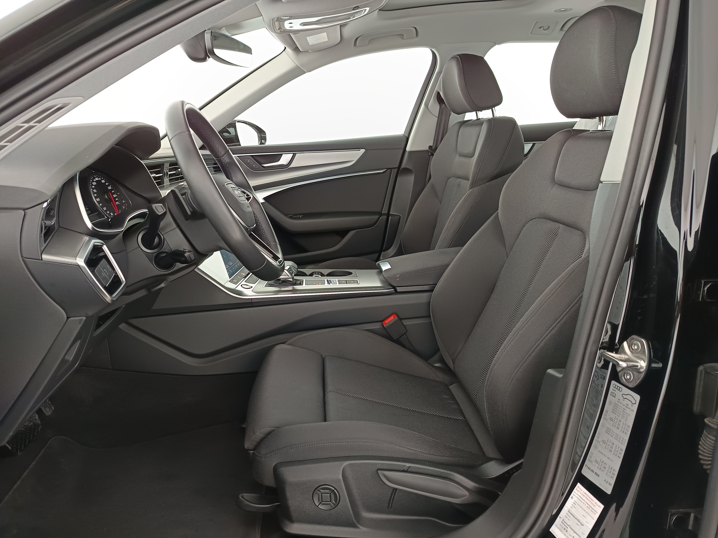 Audi A6 Avant 40 2.0 TDI sport | Bild 14 von 31